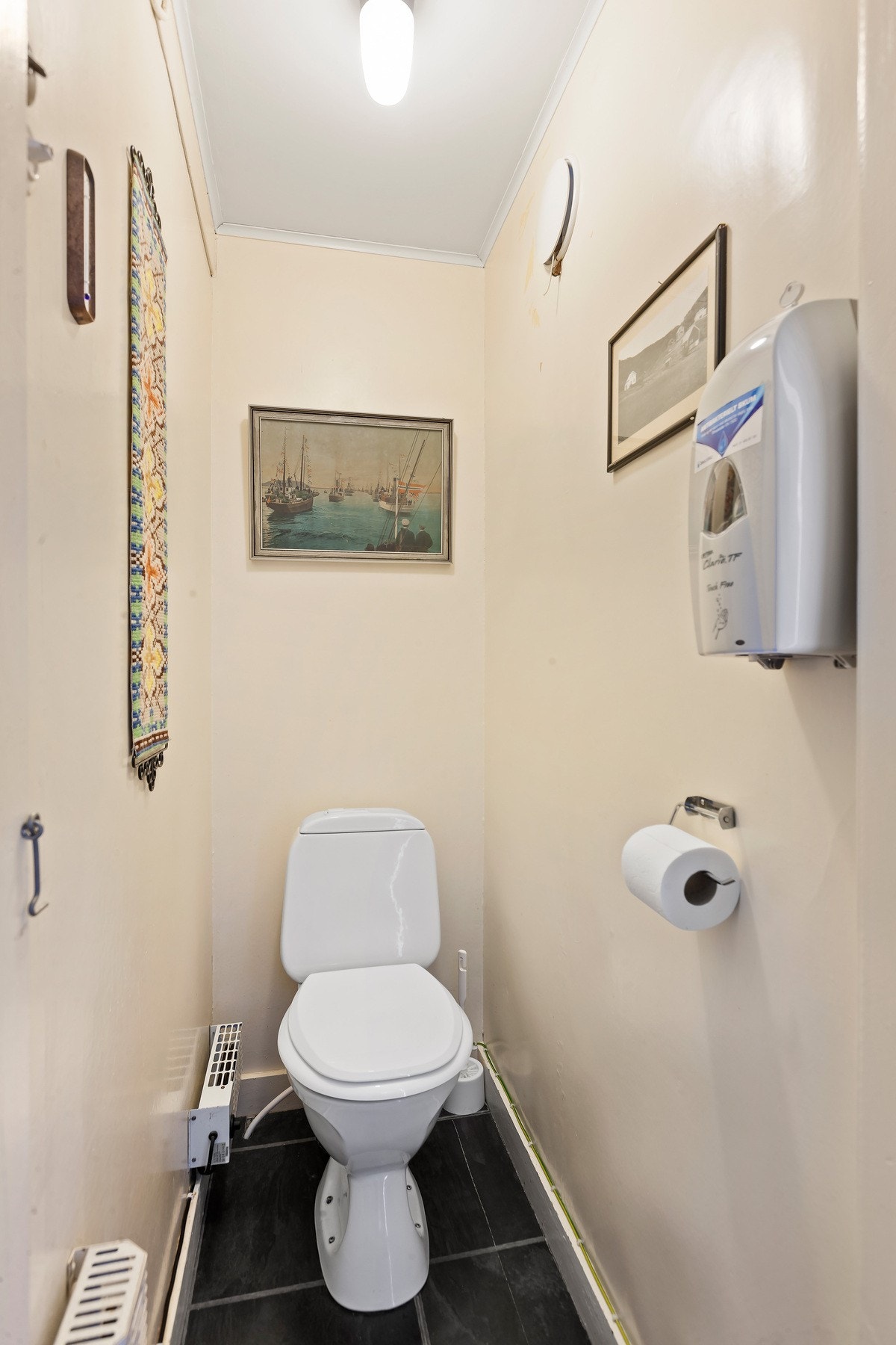 Toalettrom Galleribilde