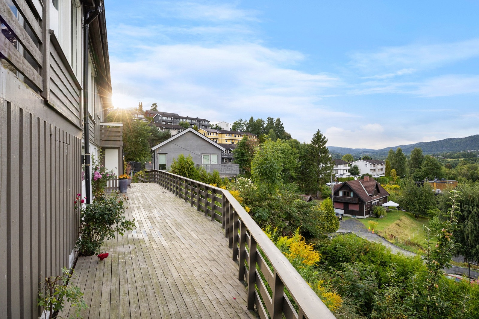 Utsikt fra terrasse Galleribilde