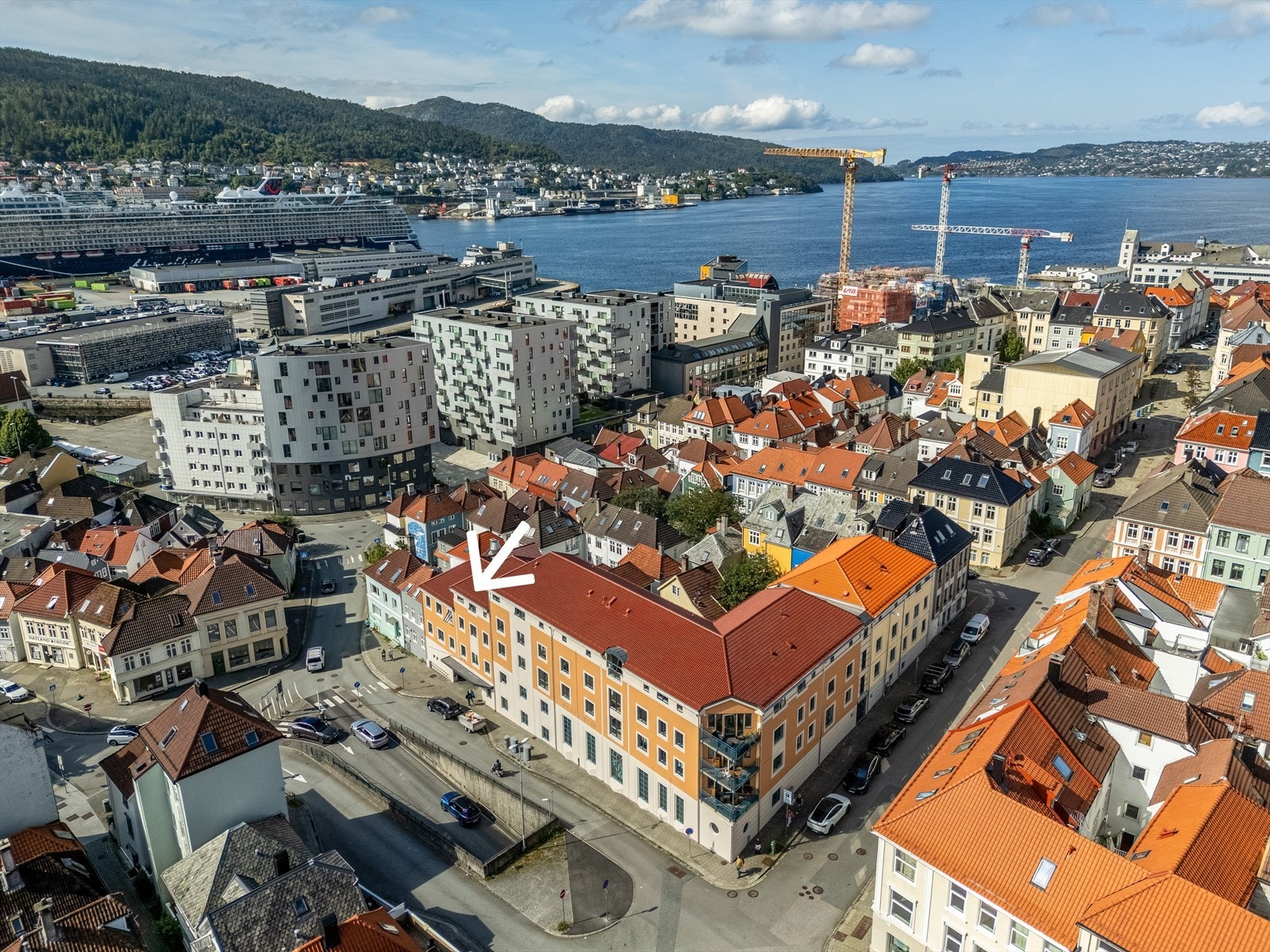 Velkommen til Skottegaten 2 - presentert av Therese Schutz Pettersen i Eiendomsmegler Norge. Galleribilde
