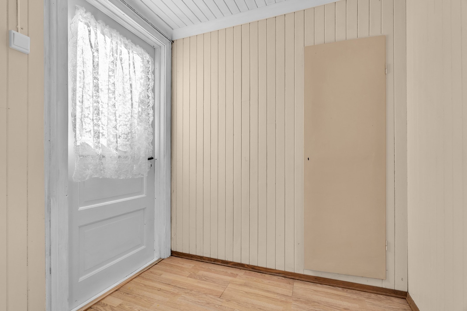 Entré med direkte adkomst fra uteområdet Galleribilde
