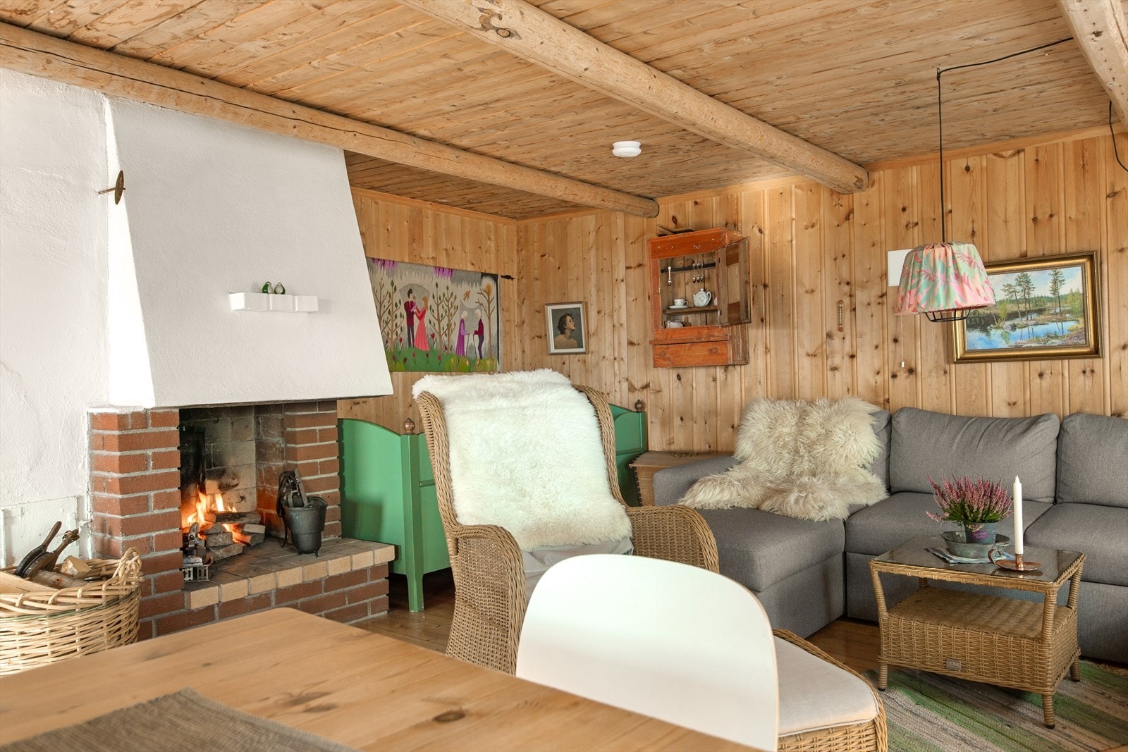 Åpen peis for ved og hygge Galleribilde