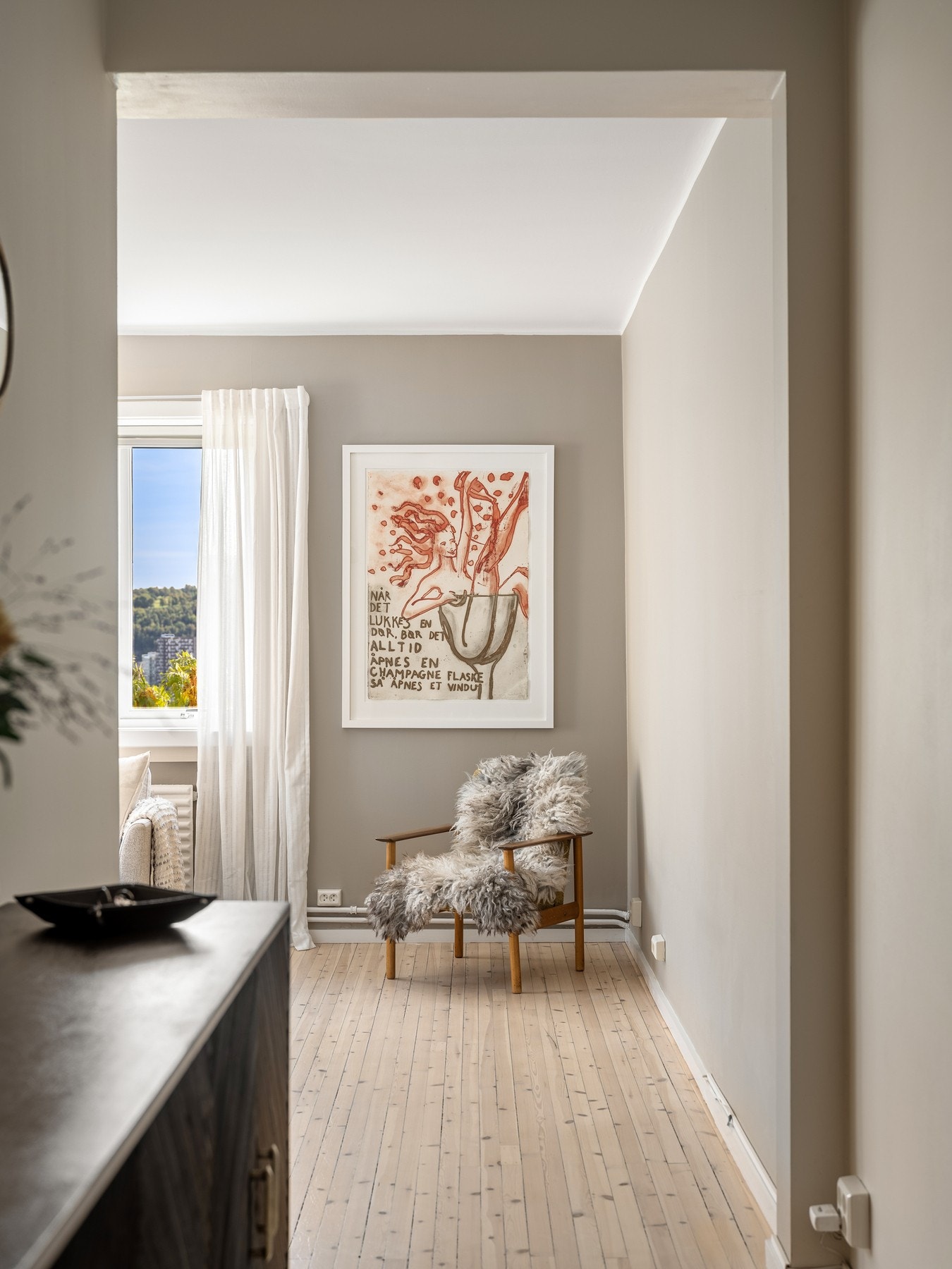 Heis fra 1. til 7. etasje gjør adkomsten til leiligheten i 6. etasje enkel og komfortabel. Galleribilde