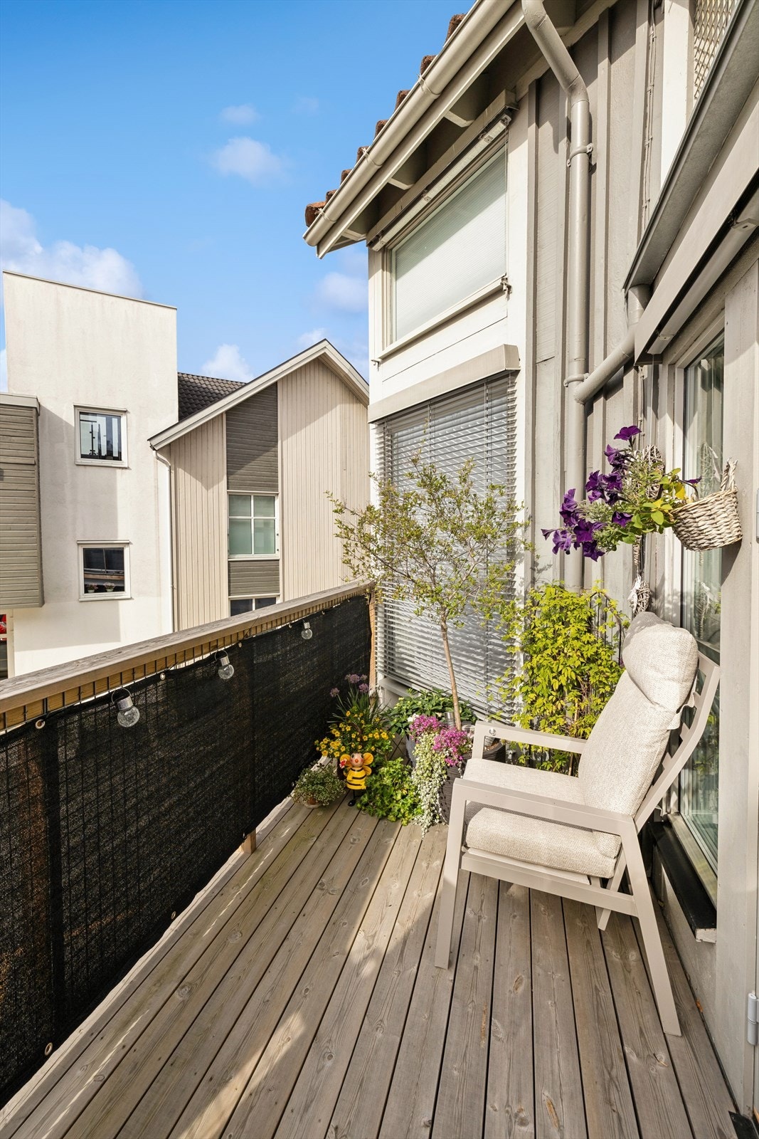 Veranda på 6 m2 - en deilig plass å nyte varme sommerdager. Galleribilde