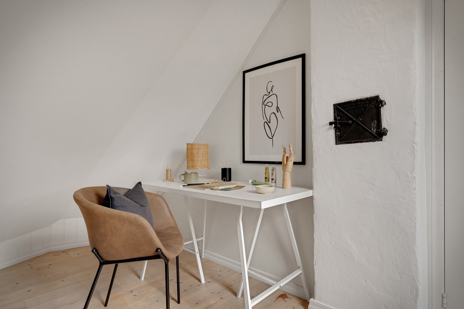 Her er det god plass til en kontorpult. Galleribilde