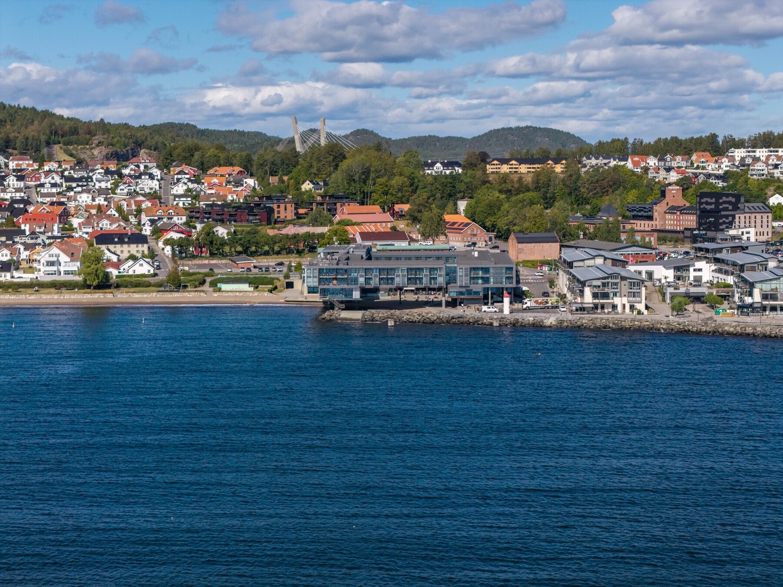Kort vei til Farris Bad og Batteritomta Galleribilde