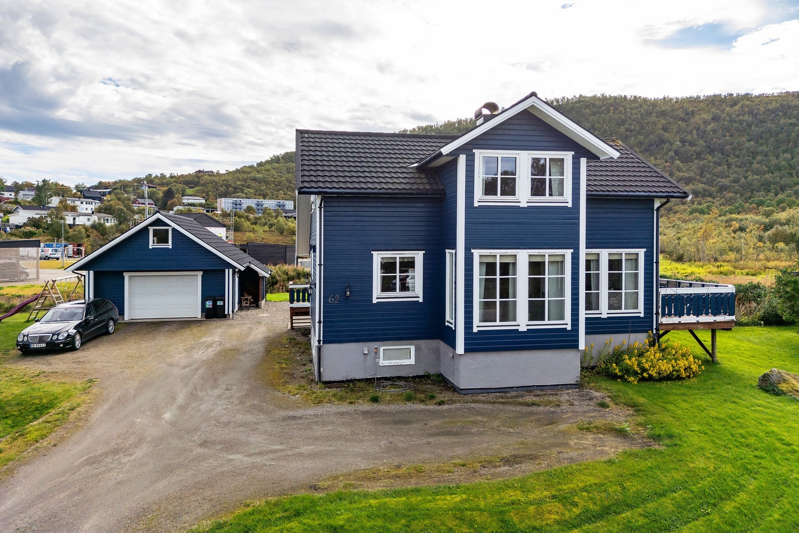 Nordnesveien 62 - enebolig med 3 stuer, 2 bad og 3 soverom. Galleribilde