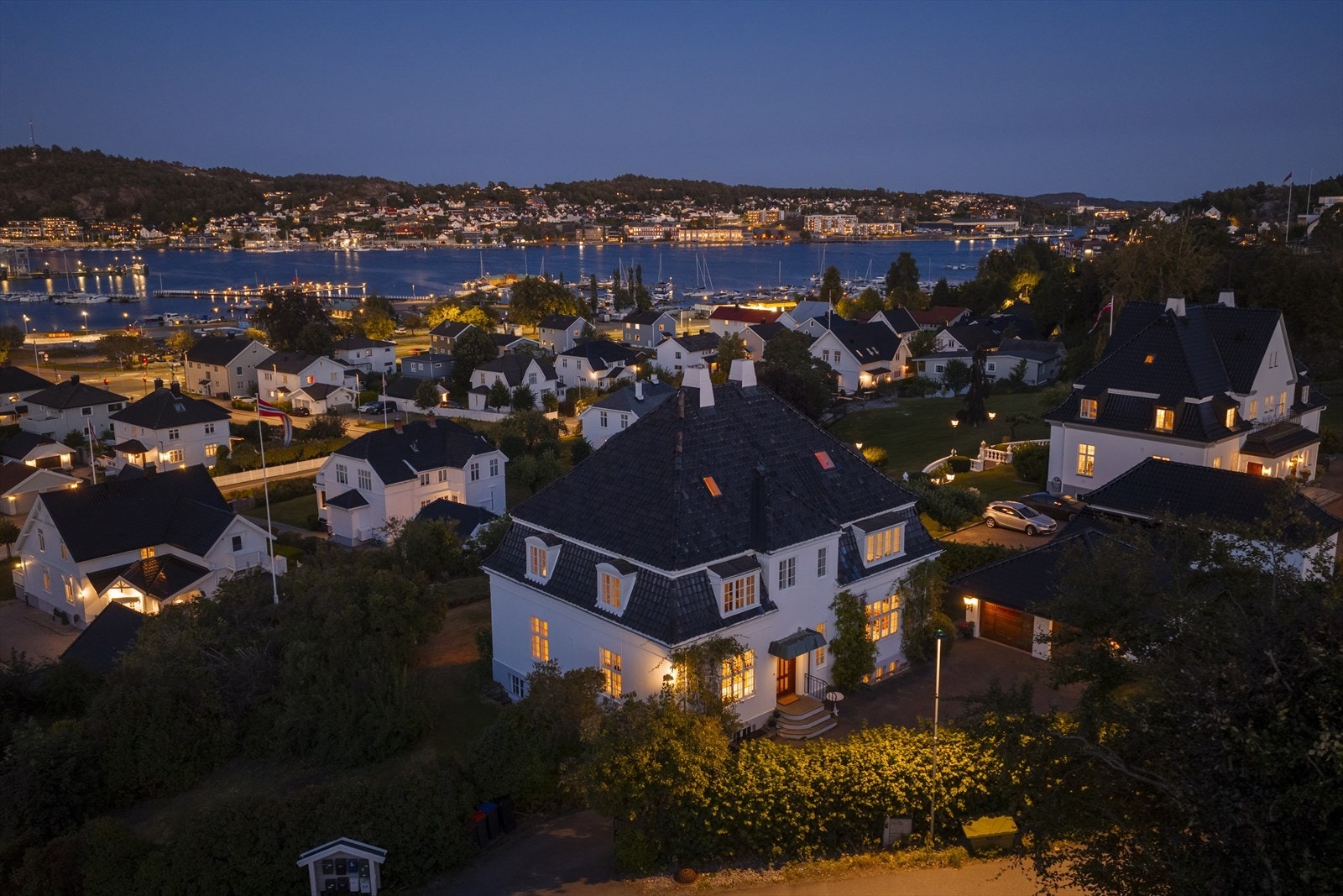 Fotograf: Thomas Larsen og Nils Kavlie-Borge Galleribilde