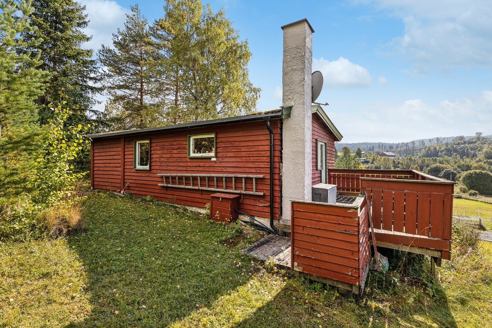 Askersrudvegen 63 er en sjarmerende hytte over ett plan med en fredelig og landlig beliggenhet i Lunner. Galleribilde