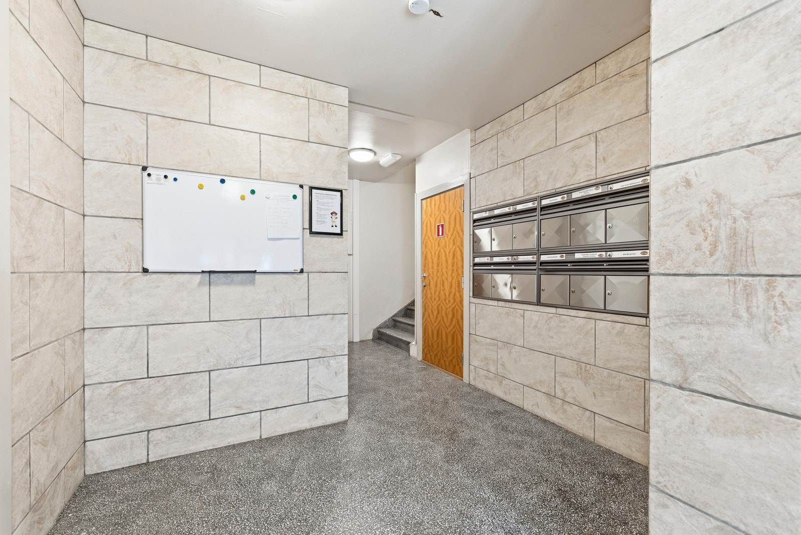 Felles inngangsparti. Galleribilde