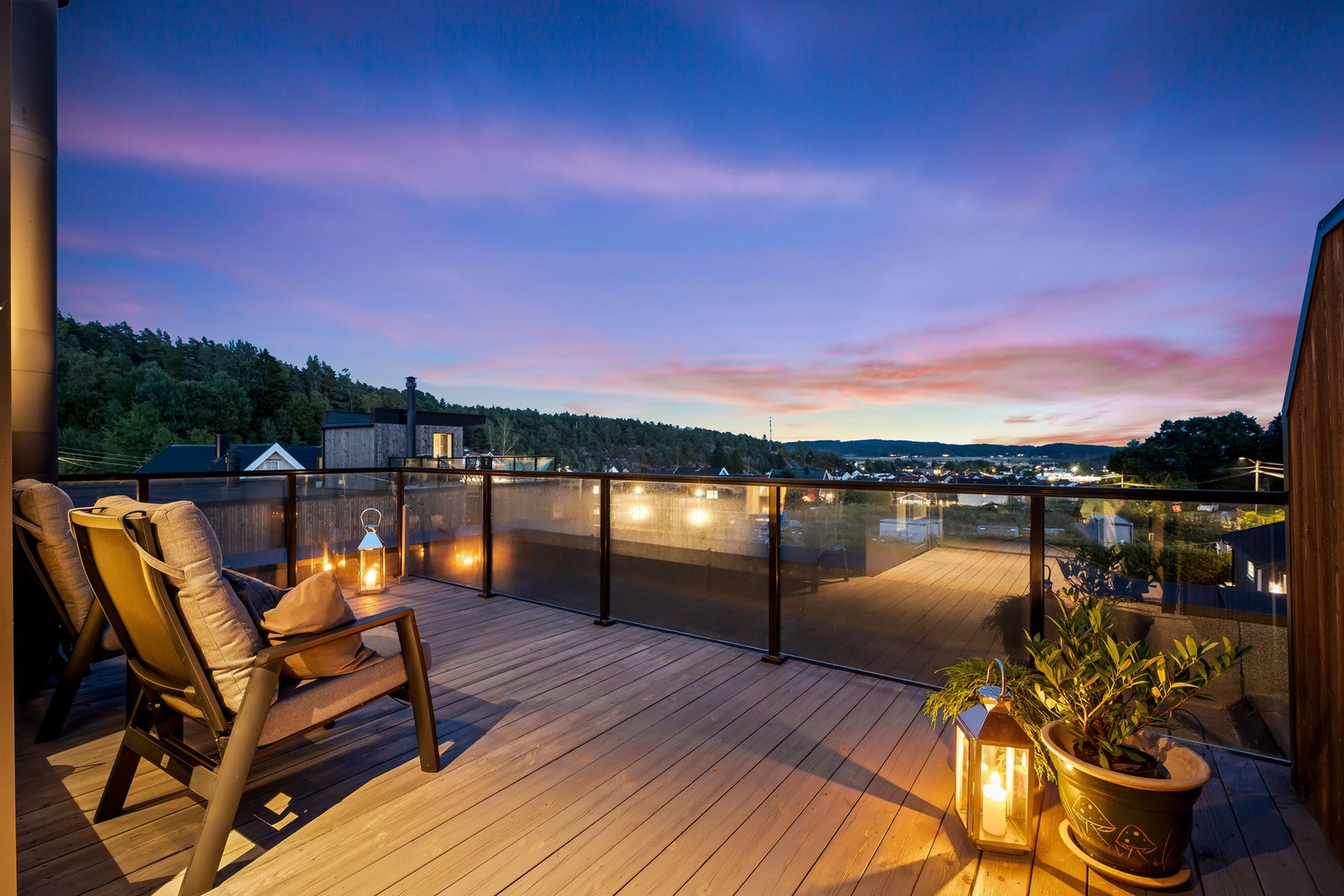 Fantastisk takterrasse med fin utsikt mot Greåker. Galleribilde