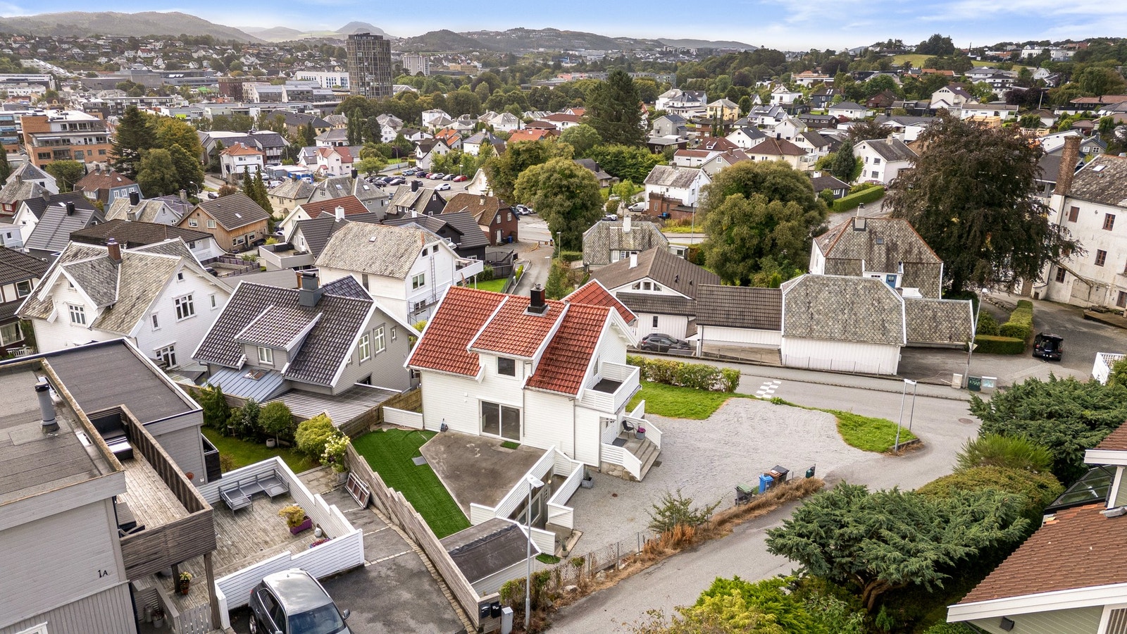 Fra boligen er det kort vei til Sandnes sentrum og et bredt utvalg av byens tilbud. Galleribilde
