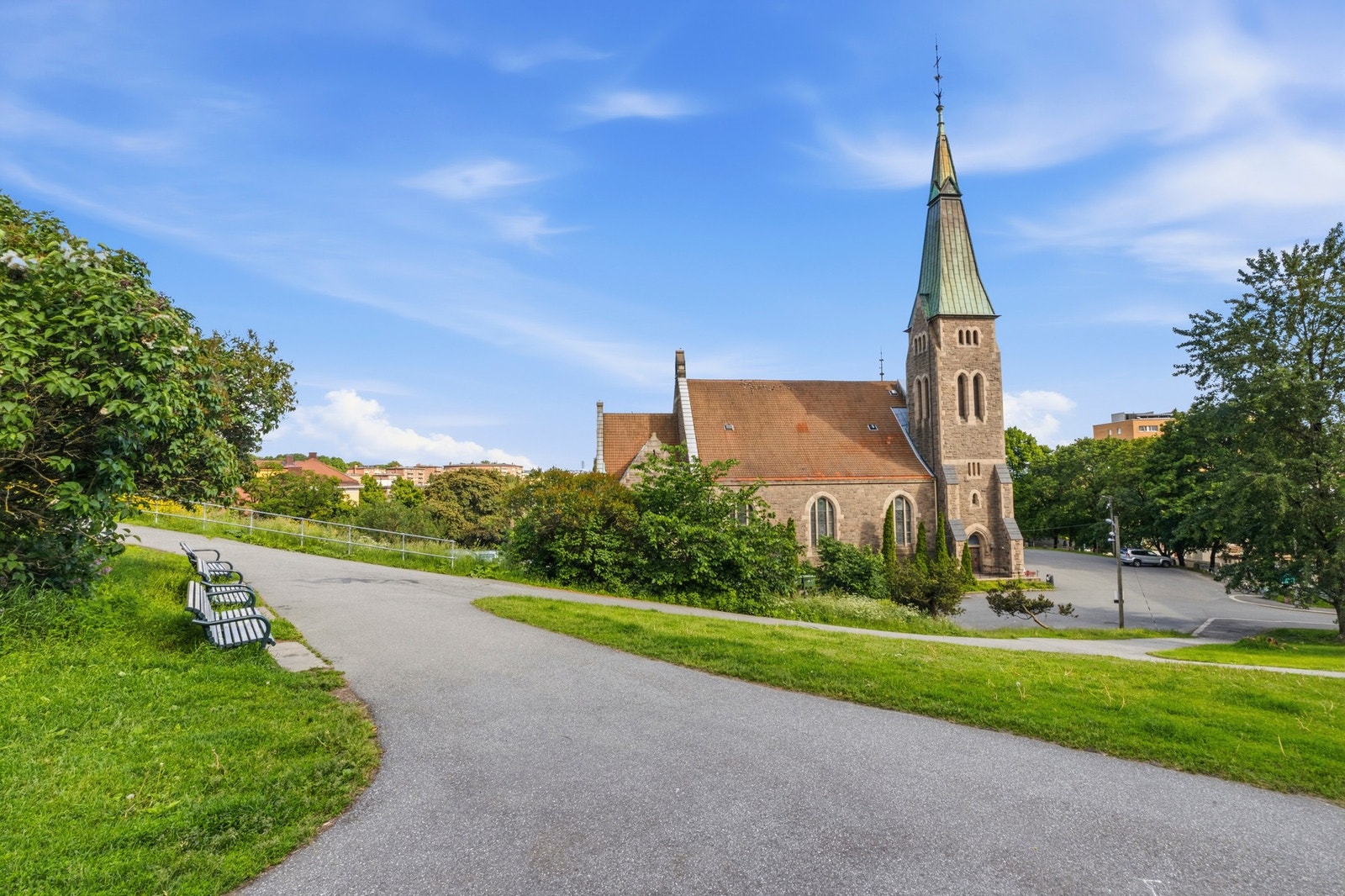 Stensparken ligger like ved. Galleribilde