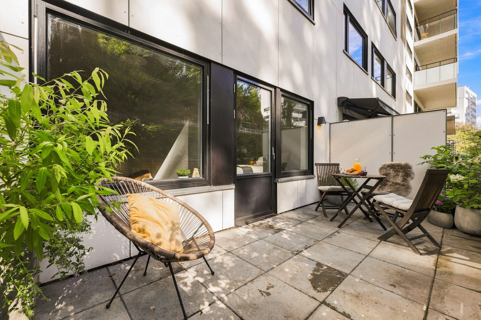 Terrassen er 2,5 meter lang og 5,6 meter bred Galleribilde