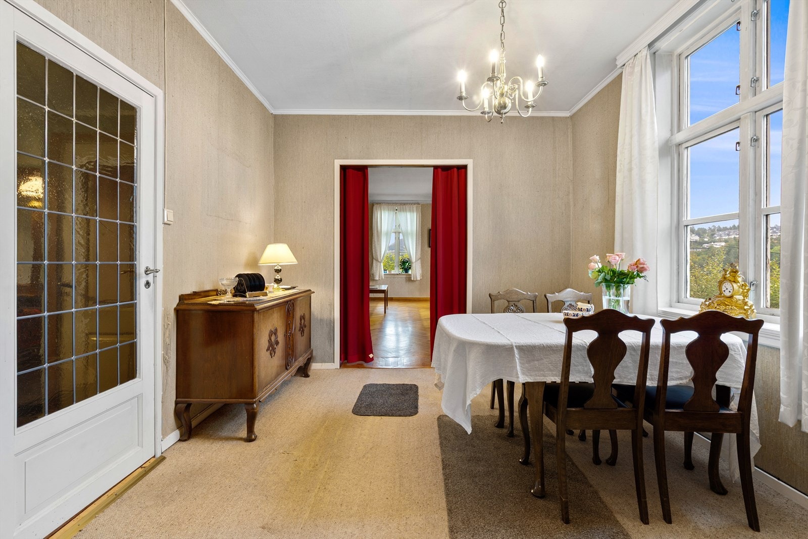 Herskapelig bolig med stort potensiale. Galleribilde