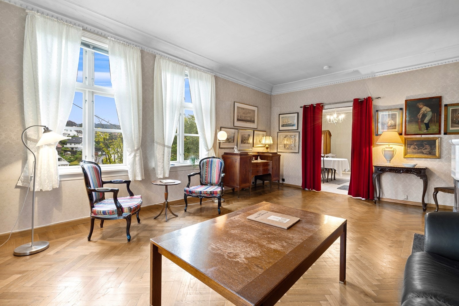 Her er det en stor peis. Galleribilde