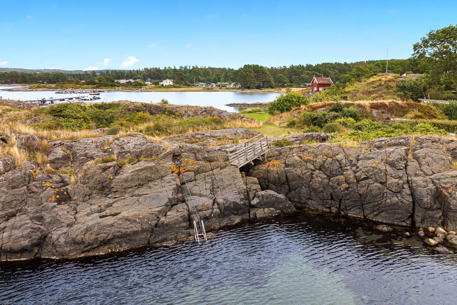 Et fantastisk område for sommerdager ved sjøen Galleribilde