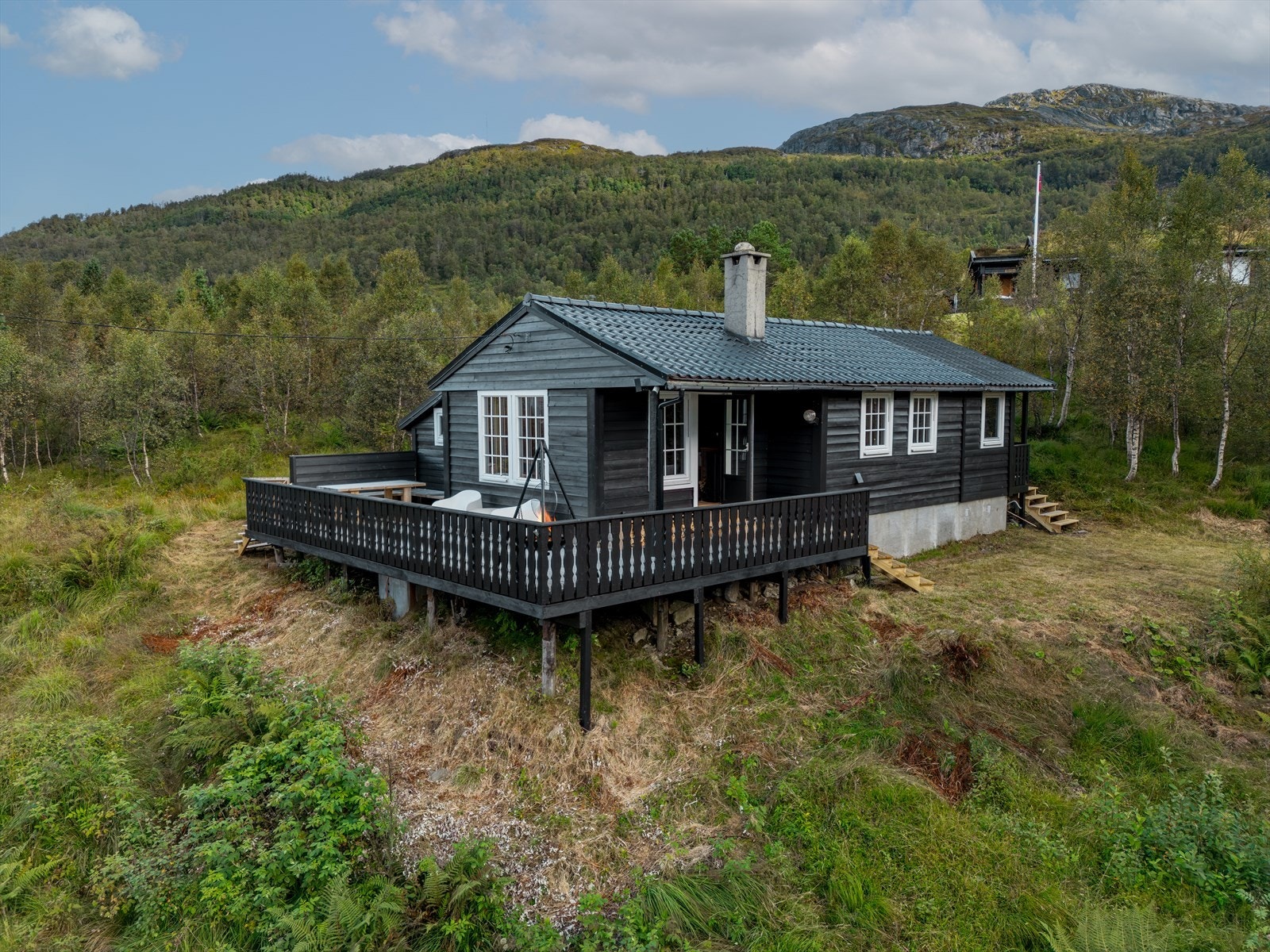 Sturla Nødtvedt og Eiendomsmegler Norge har gleden av å presentere Byrkjesetevegen 272! Galleribilde