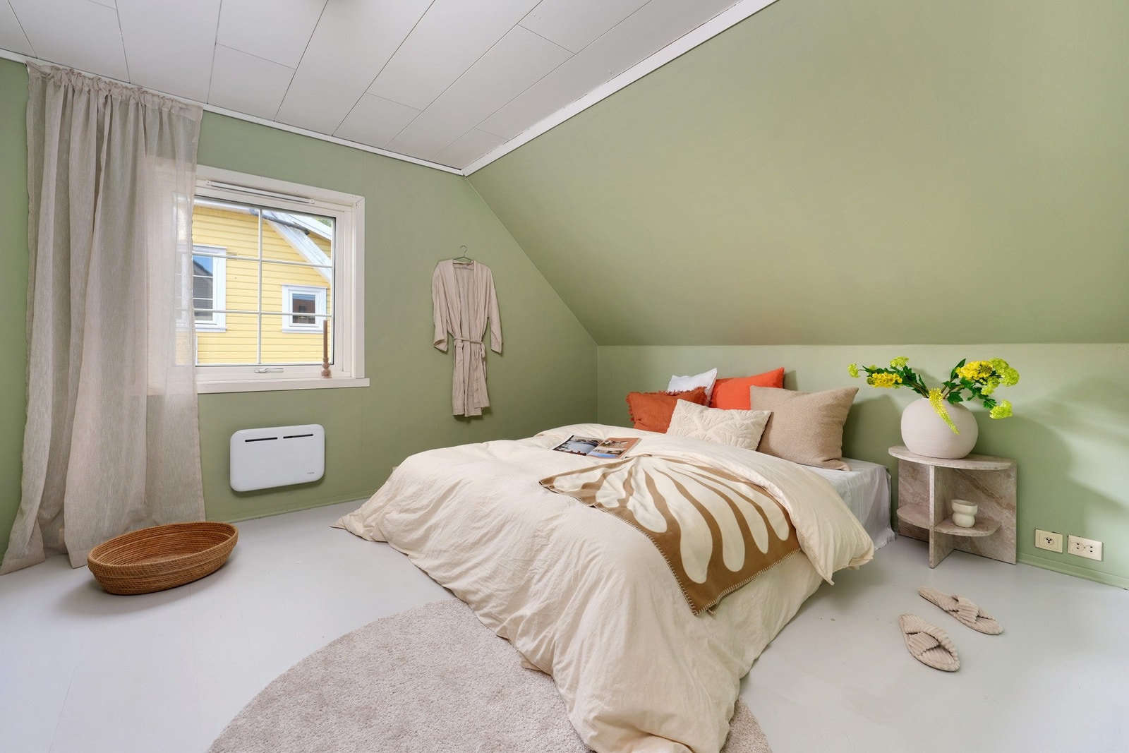 Stort hovedsoverom i annen etasje Galleribilde