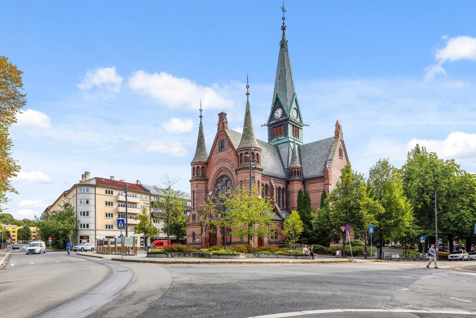 Sagene kirke. Galleribilde
