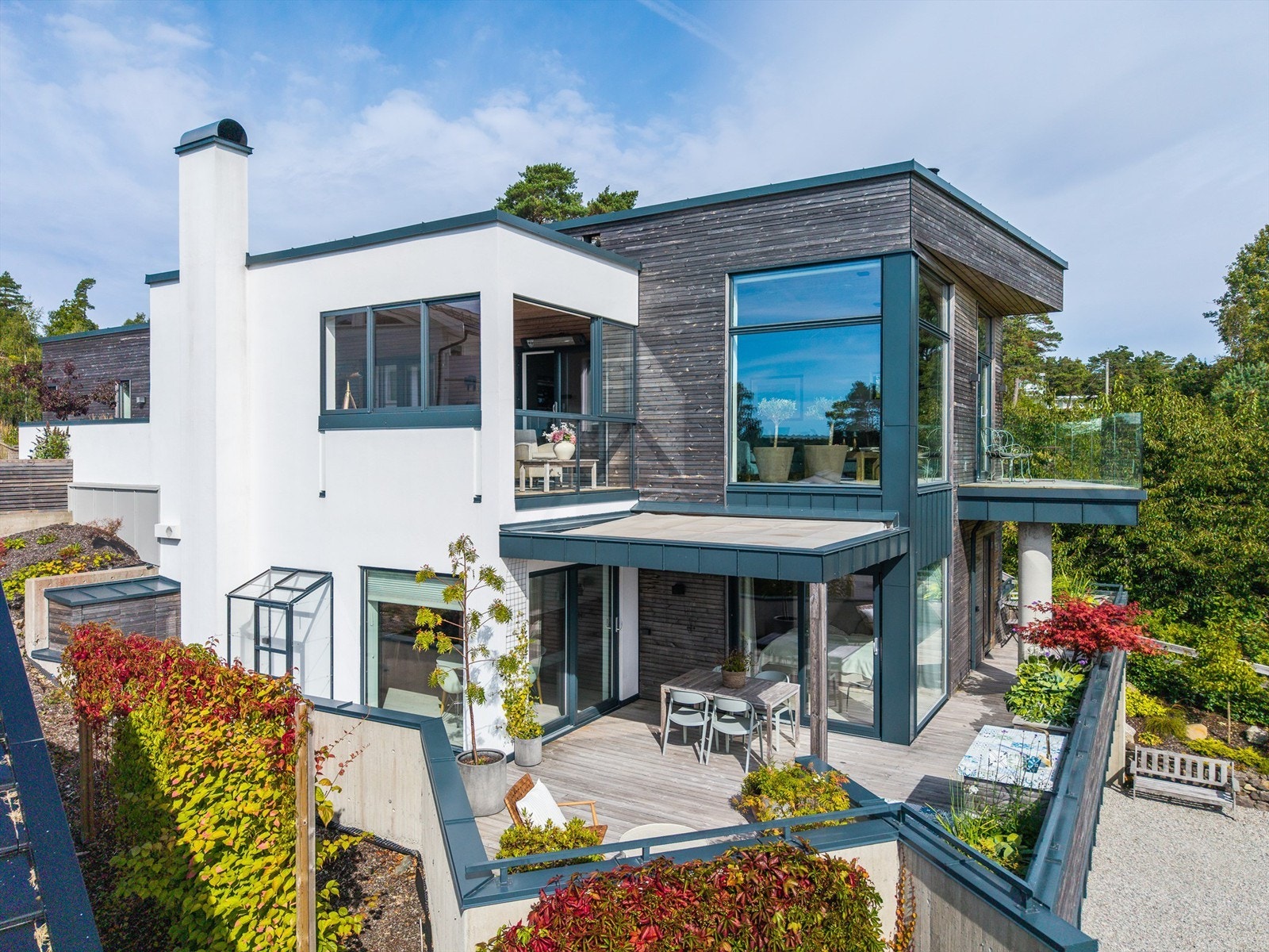 Rålekker og eksklusiv bolig med fantastisk sjøutsikt - sjelden mulighet! Galleribilde