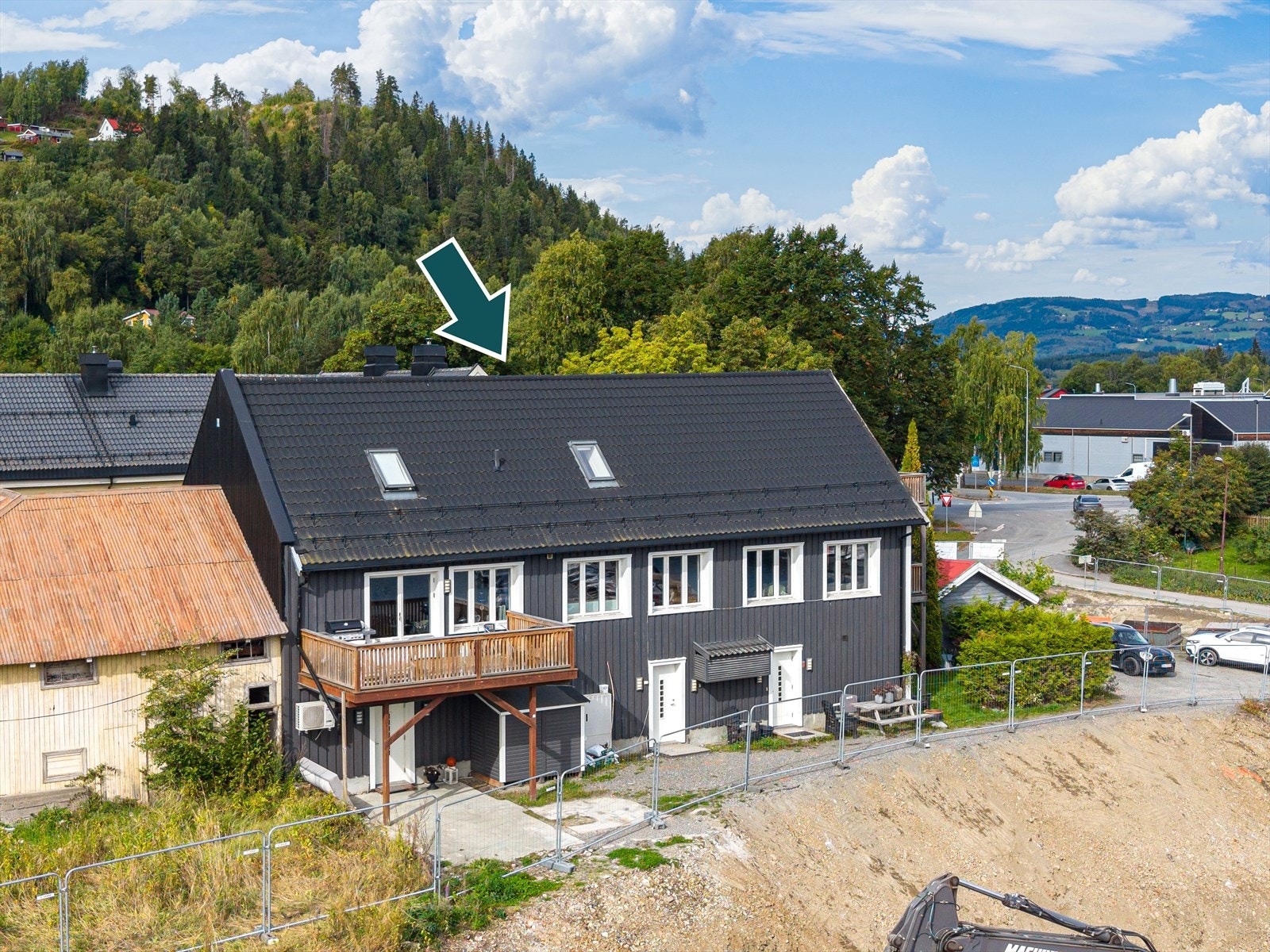 Båthavnen i Vingnesvika ligger like nedenfor boligen og innbyr til båt- og friluftsliv. Galleribilde