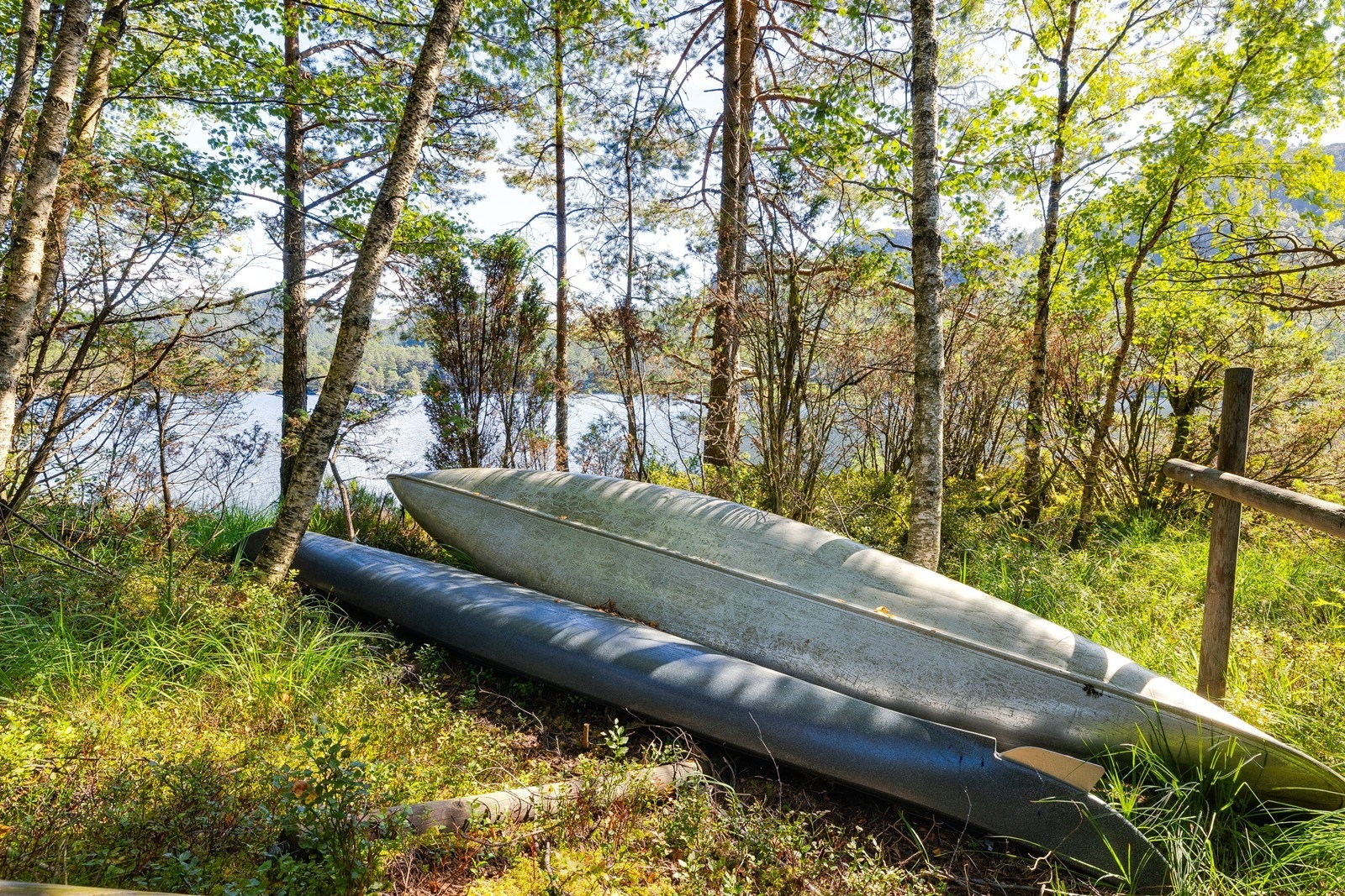 Eiendommen er ypperlig for den som er glad i naturopplevelser og friluftsaktiviteter. Galleribilde