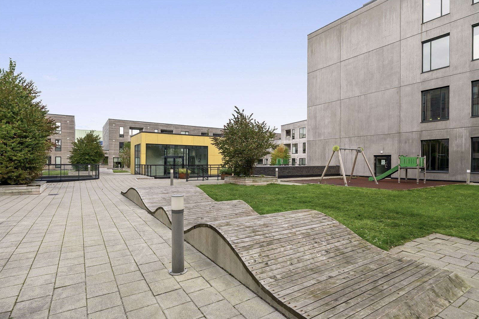 - Det er også flotte parkområder og lekeplasser i nær omkrets - Galleribilde