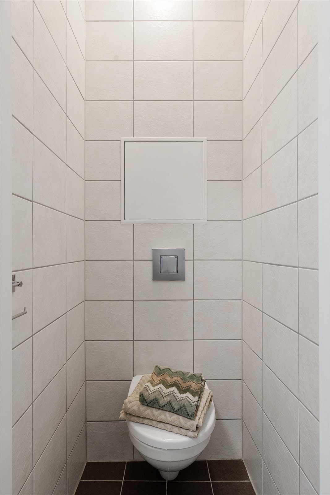 Separat WC, vegg i vegg med badet Galleribilde