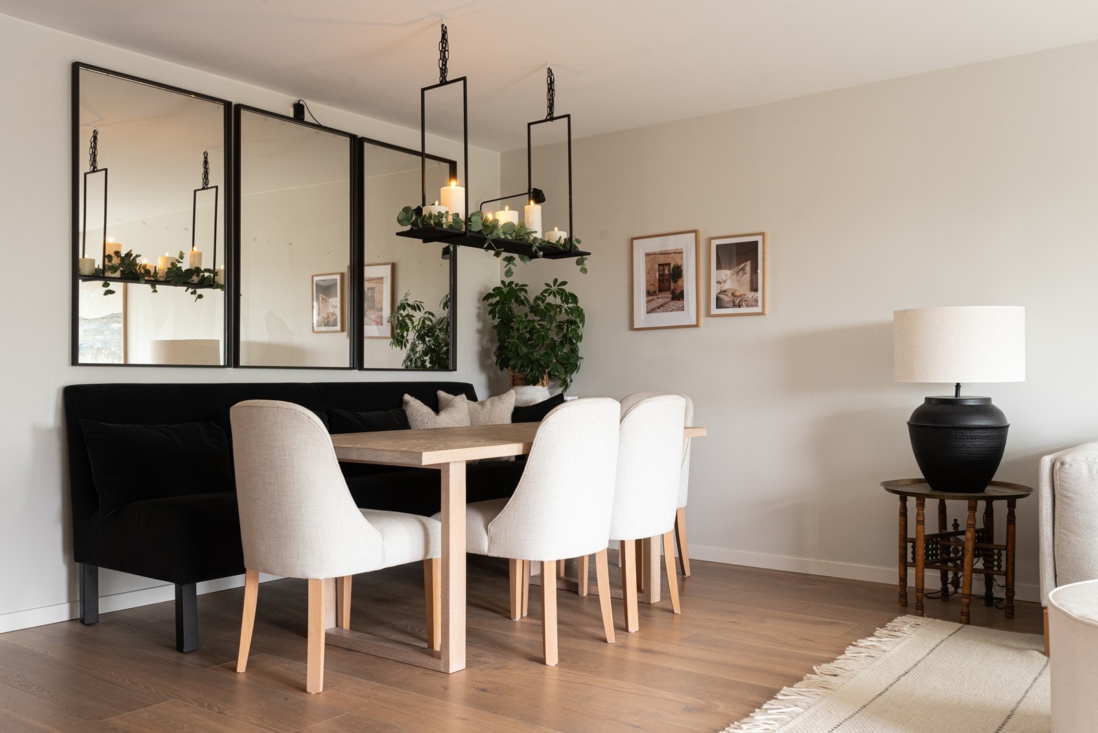 God plass til langbord Galleribilde