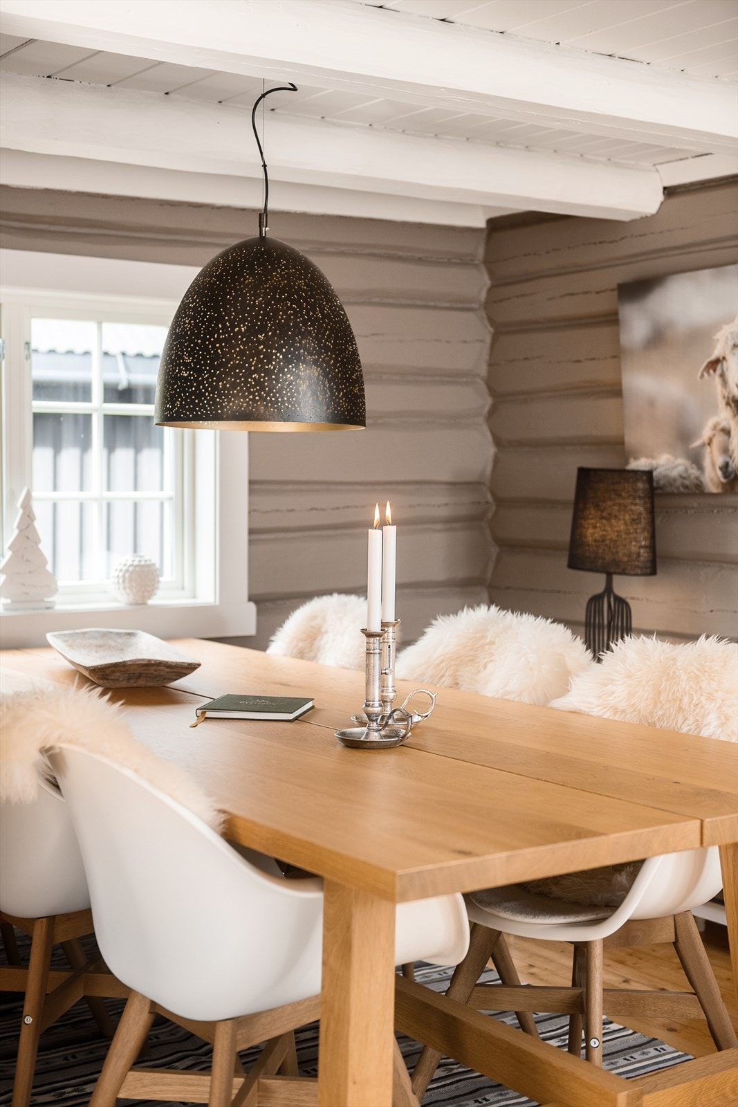 Spiseplassen er et naturlig samlingspunkt for felles måltider. Galleribilde