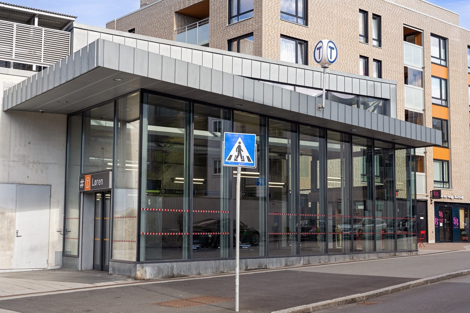 Gangavstand til Løren T-bane, hvor det går hyppige avganger mot både sentrum. Galleribilde