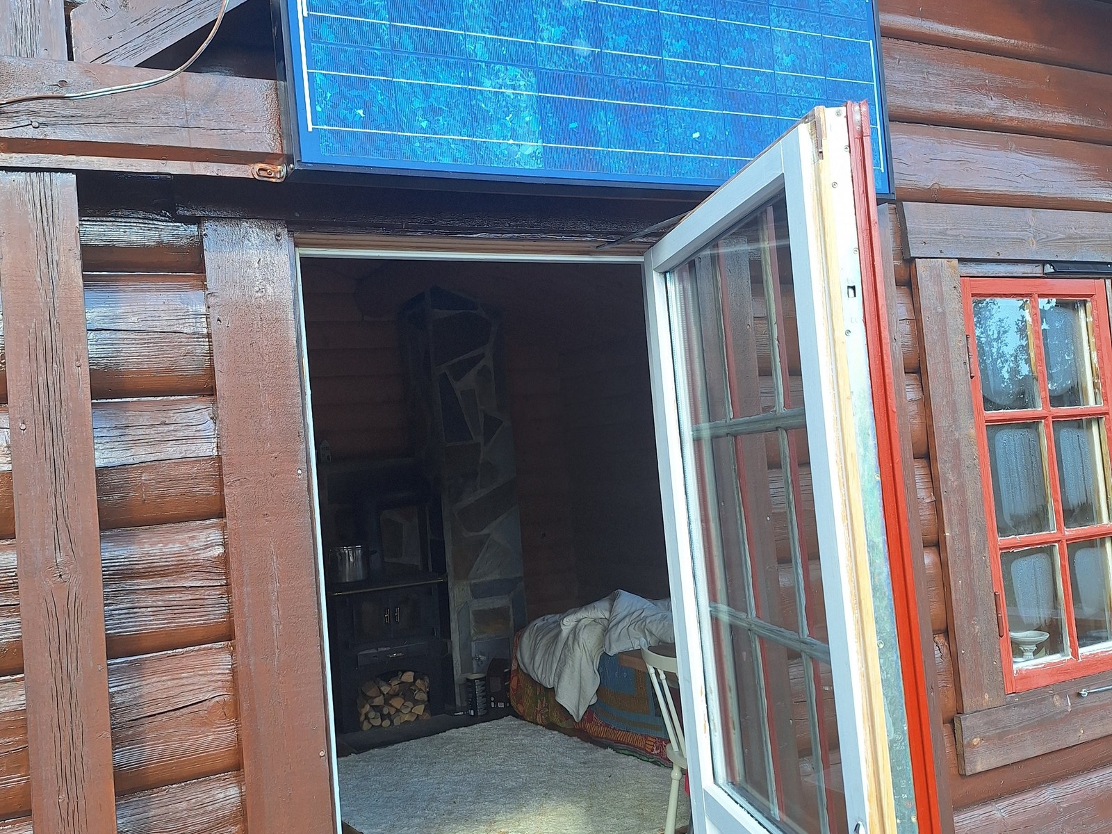 Solcellepanel av eldre dato. Må beregnes fornyes Galleribilde