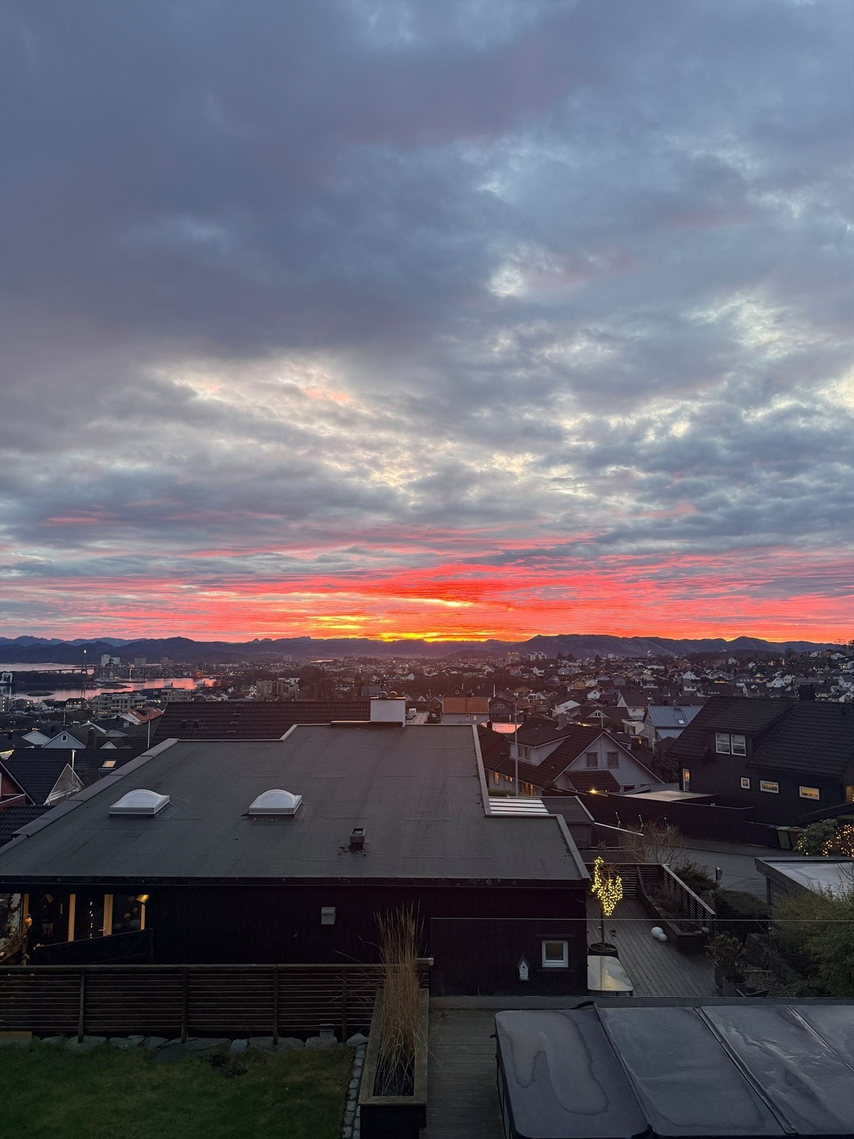 - Selgers bilder av soloppgangen - Galleribilde