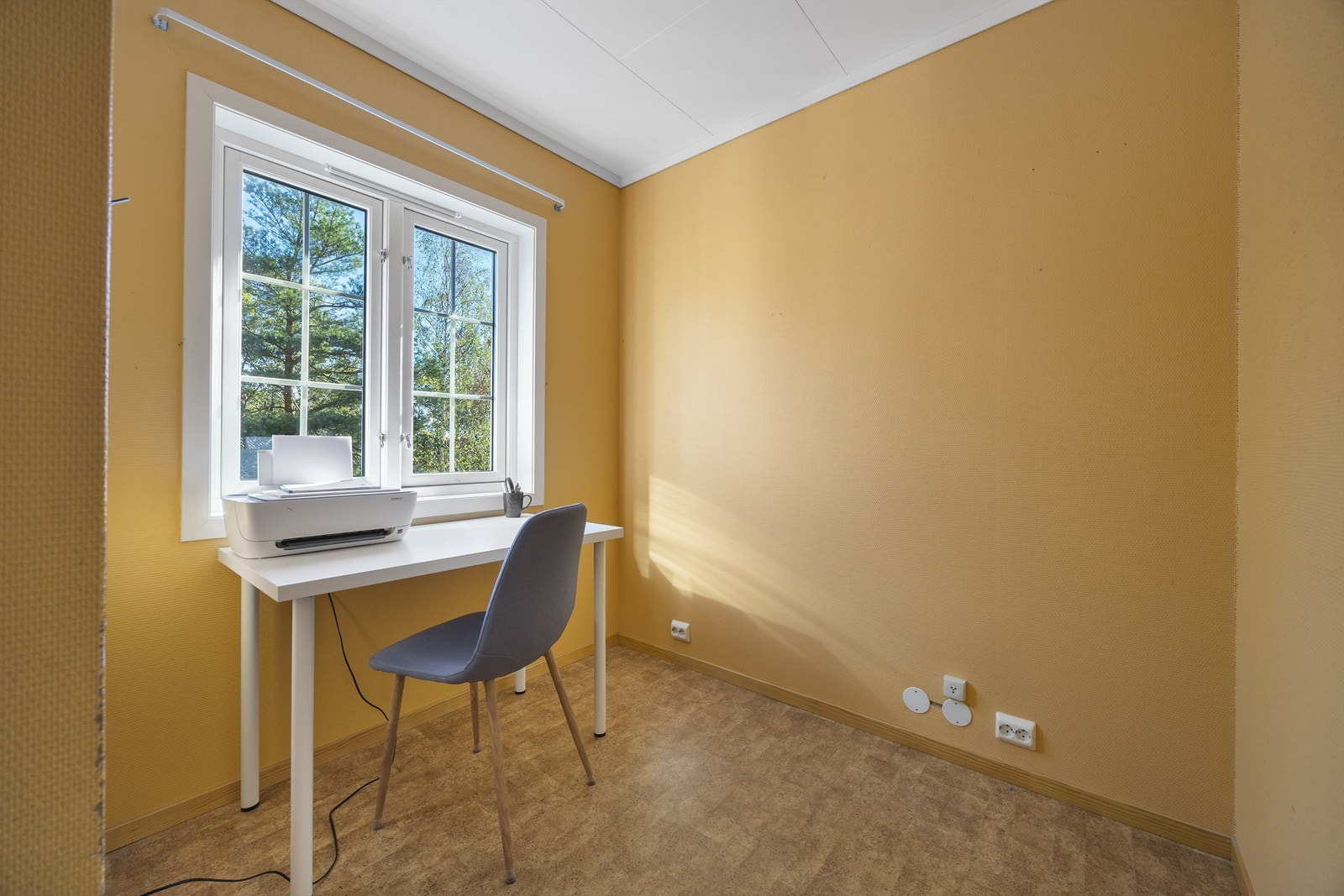Kontor i 1. etasje. Galleribilde