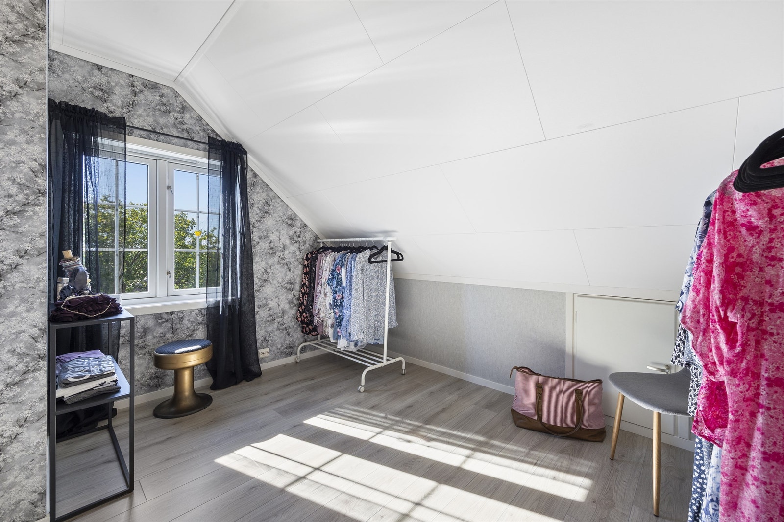 Soverom. Galleribilde