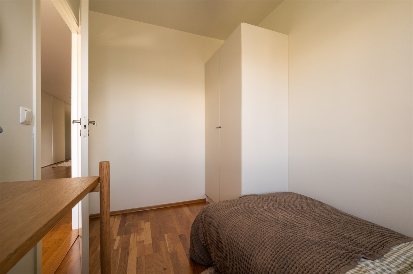 Rommet kan benyttes som soverom, barnerom, gjesterom eller hjemmekontor. Galleribilde