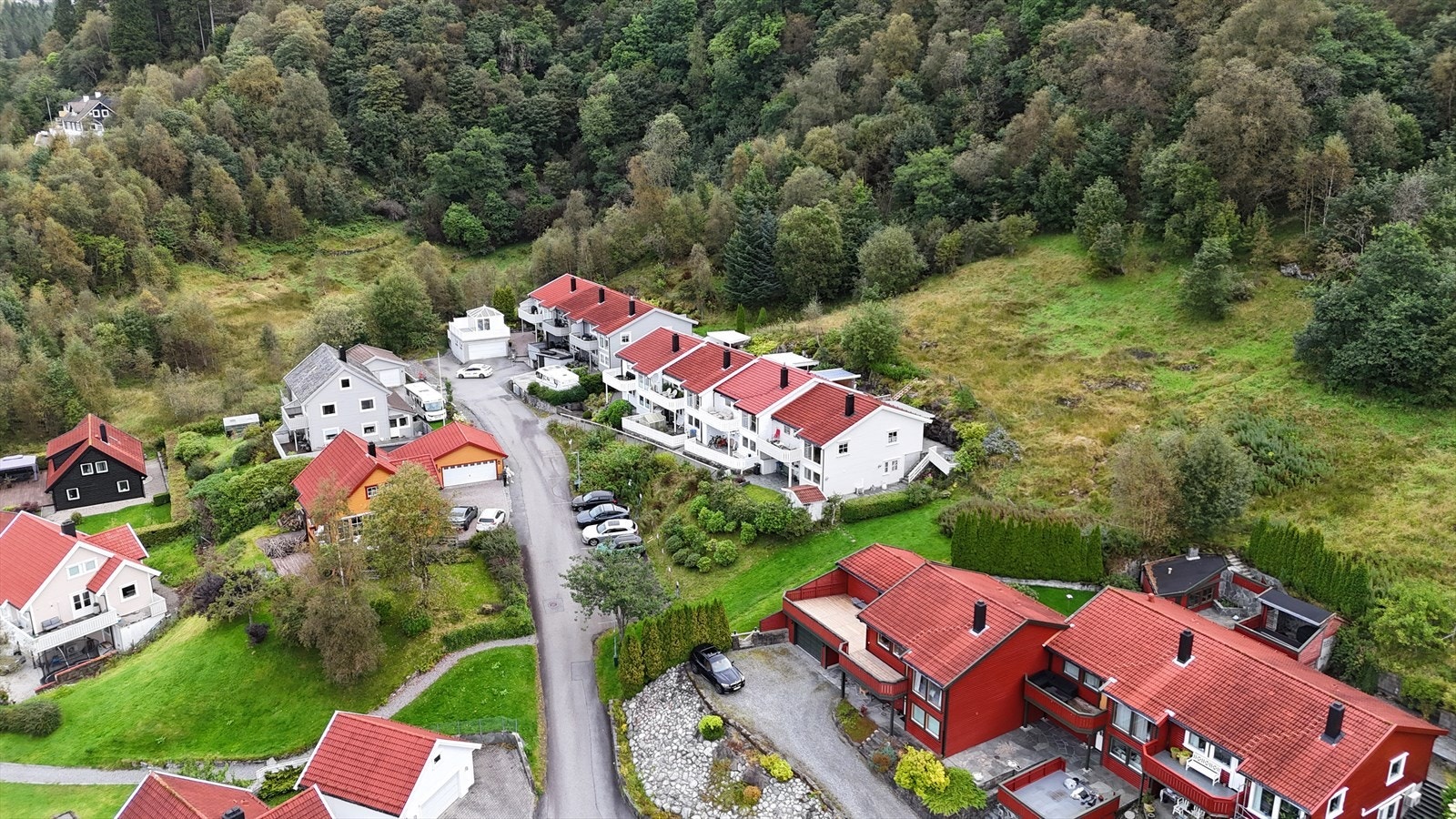 Velkommen til visning i Midtunlia. Galleribilde