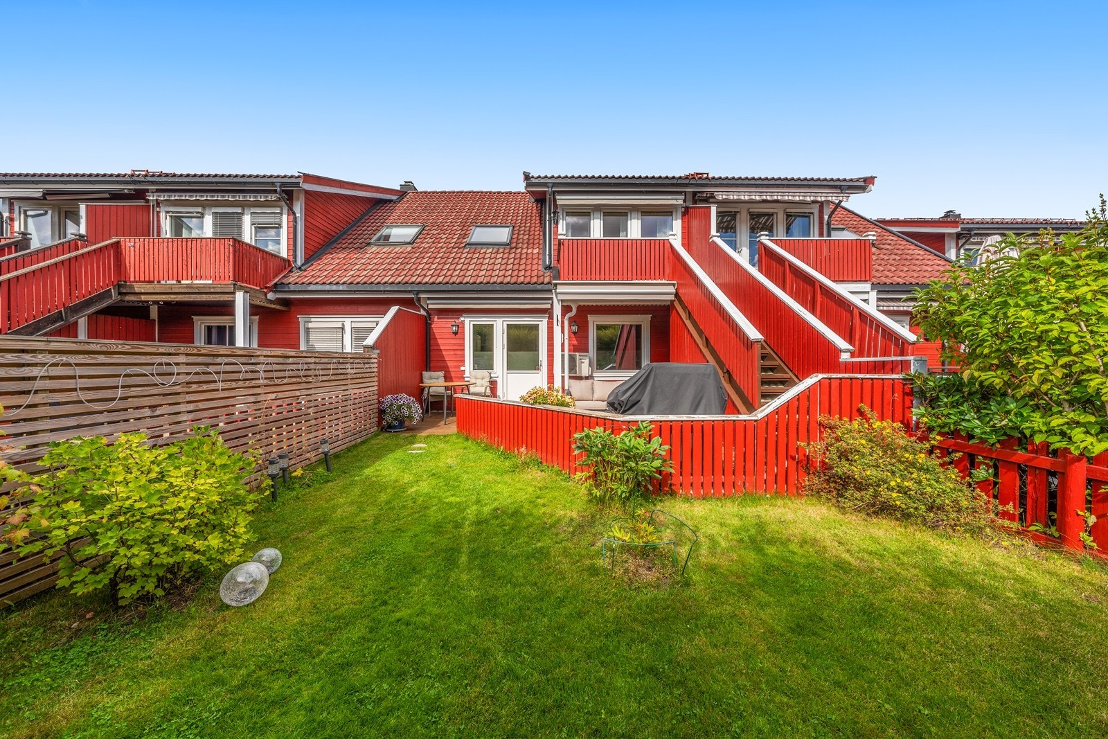 Hagen er pent opparbeidet og lett å vedlikeholde. Galleribilde