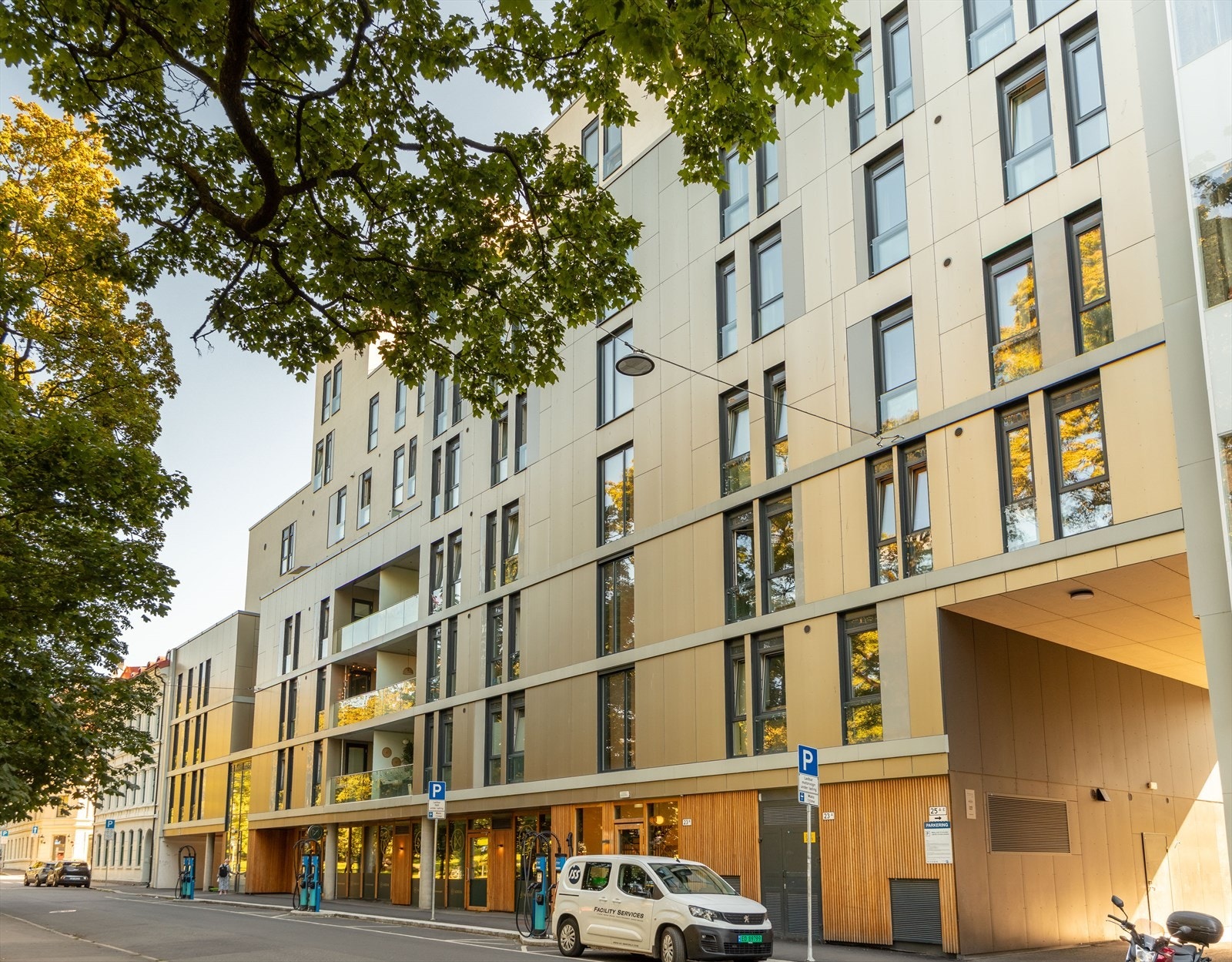 Leiligheten ligger i ettertraktede Millskvartalet på Grünerløkka. Galleribilde