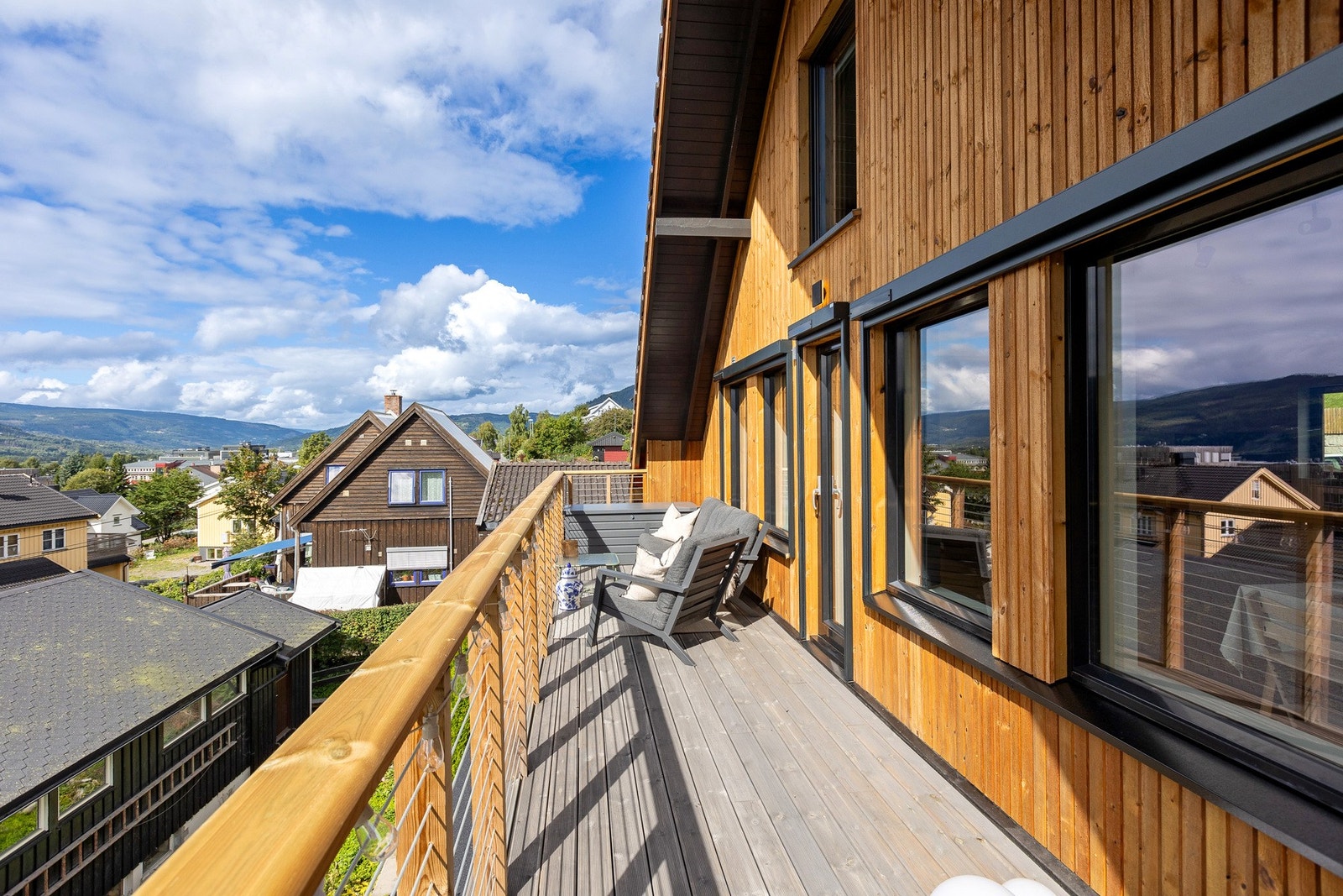Vinduer med screens Galleribilde