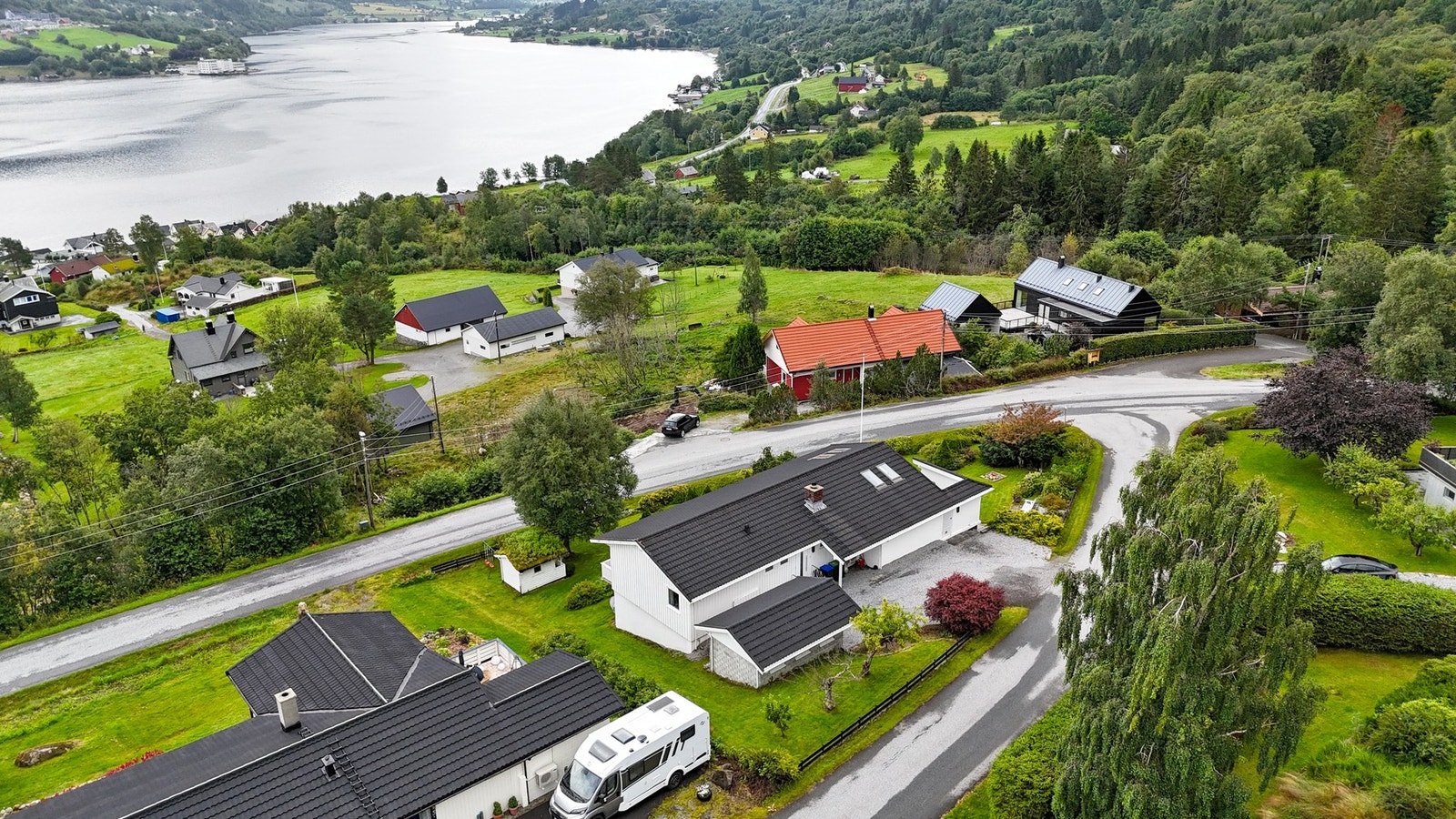 Dronefoto. Galleribilde