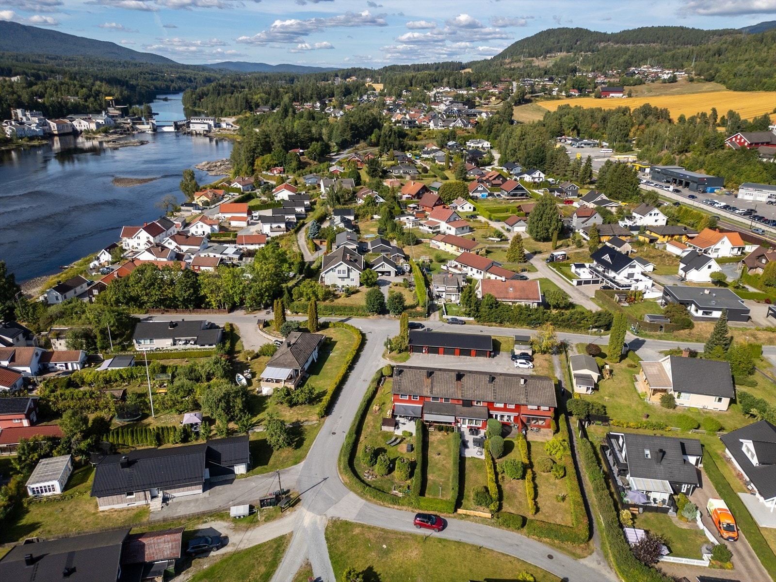 Stille boliggate med lite gjennomgangstrafikk. Galleribilde
