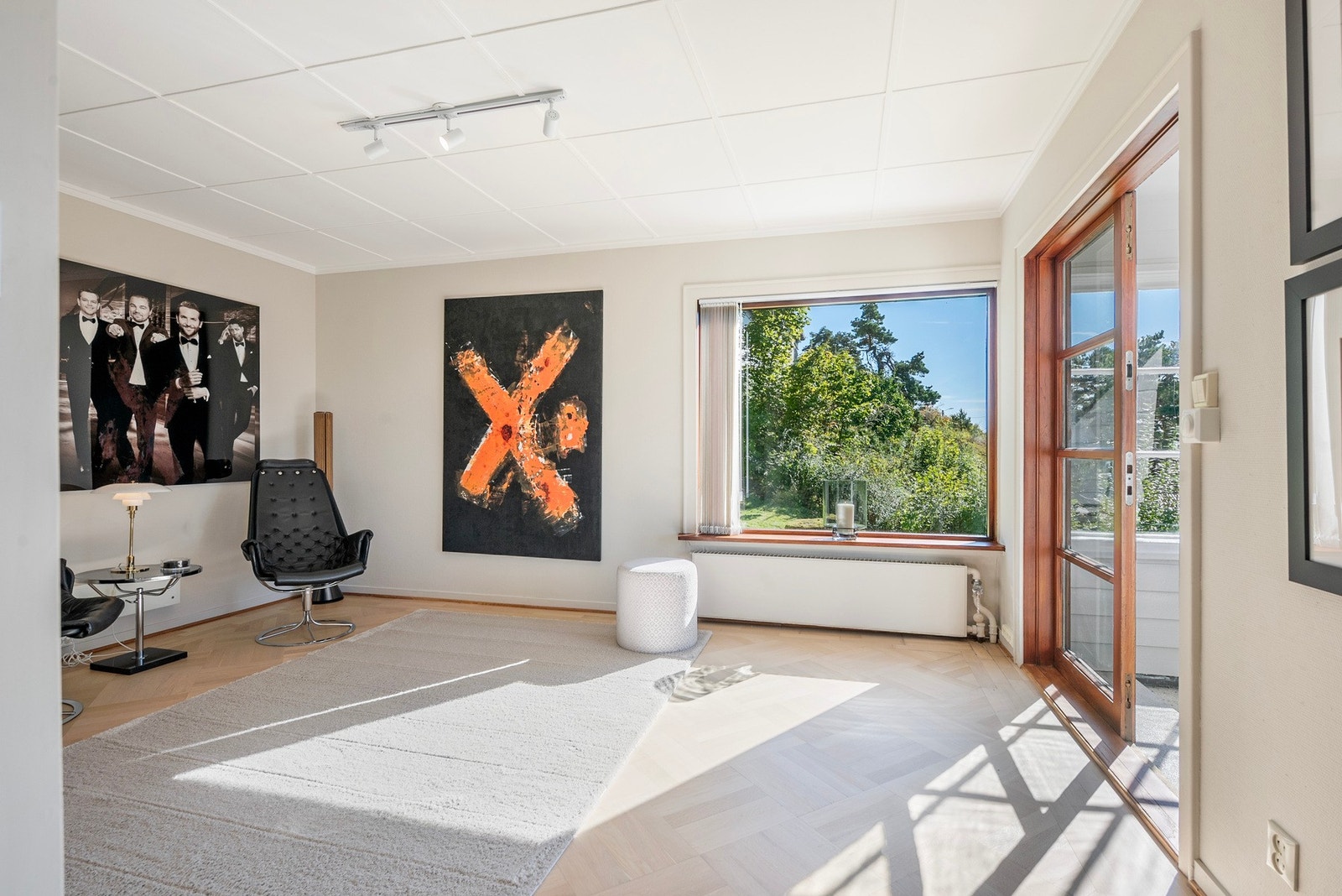 Dør til terrasse og hagen Galleribilde