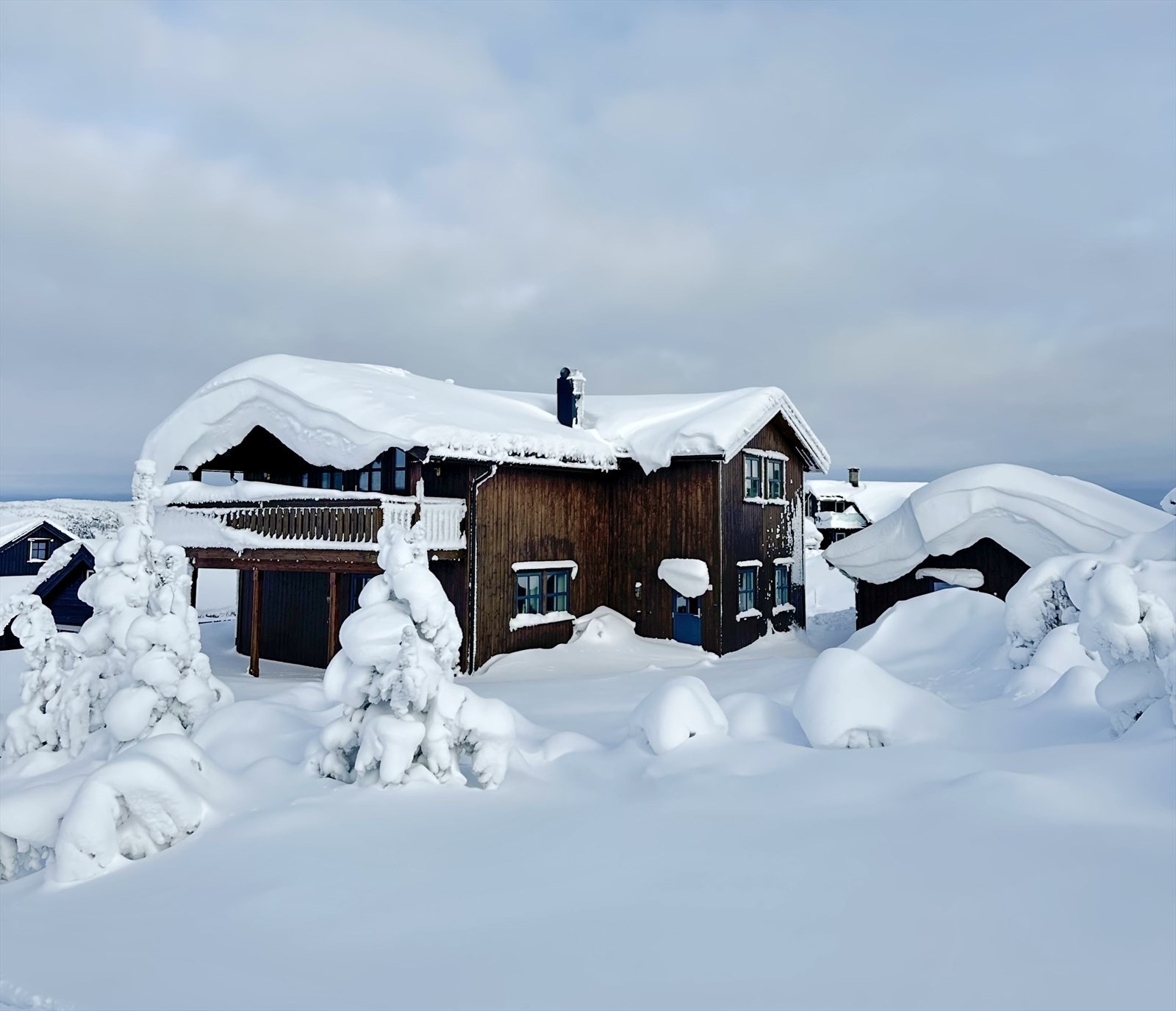 Rytterveien 201 - Selgers eget bilde med mye snø :-) Galleribilde