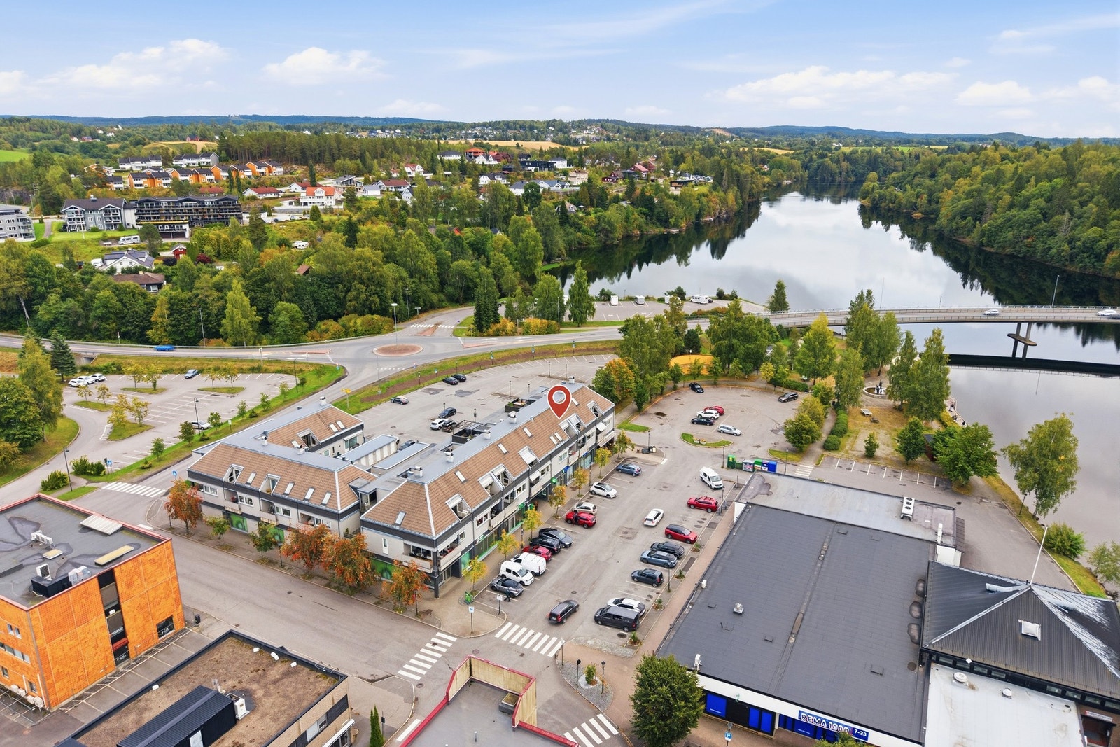 Dronebilde over nærområdet. Galleribilde