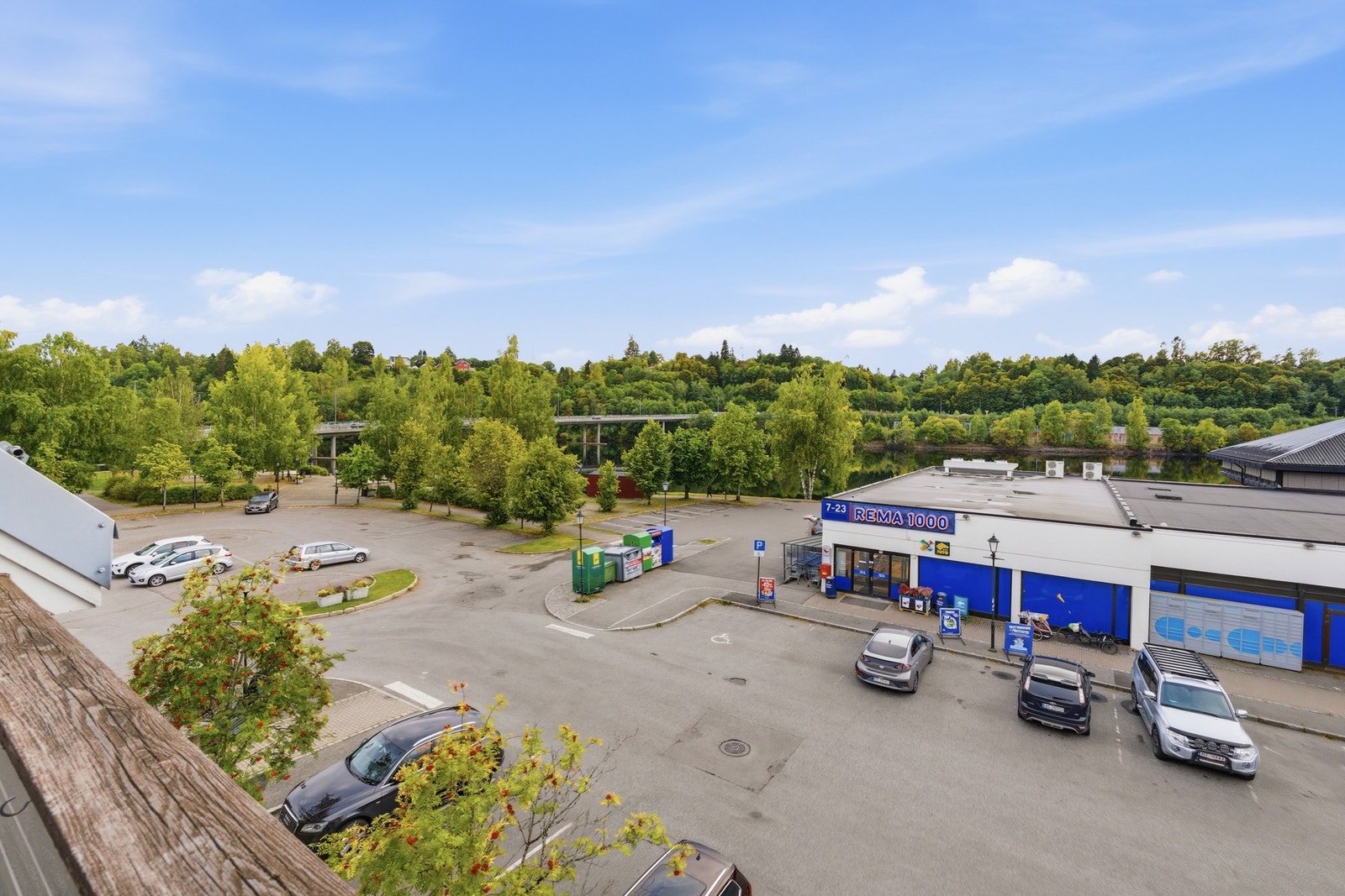 Dronebilde over nærområdet. Galleribilde