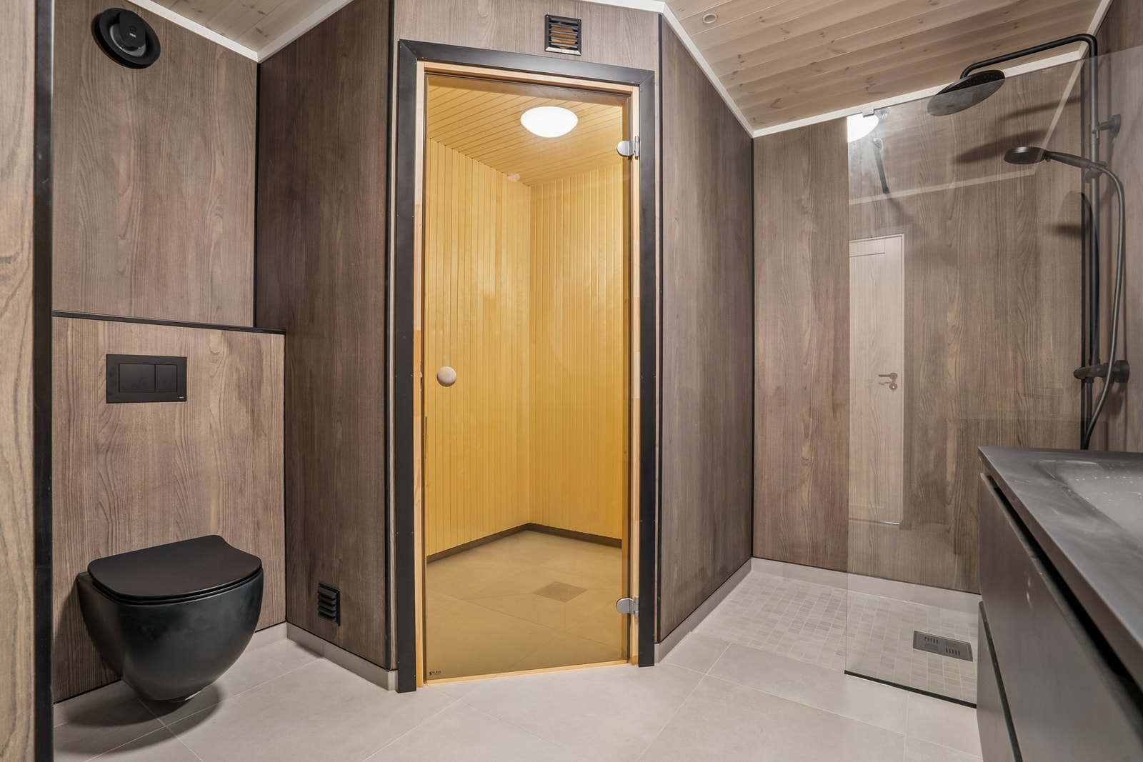 Egen badstue på badet Galleribilde