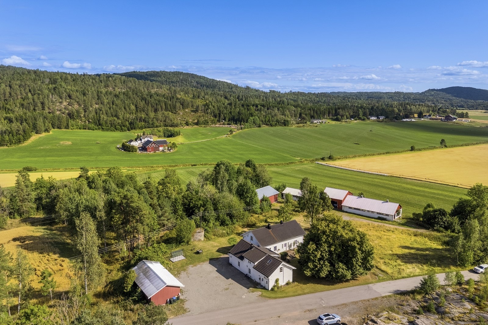 Stubdrud Gård - Presentert av Tegneby og Grønnerød Landbruksmegling Galleribilde