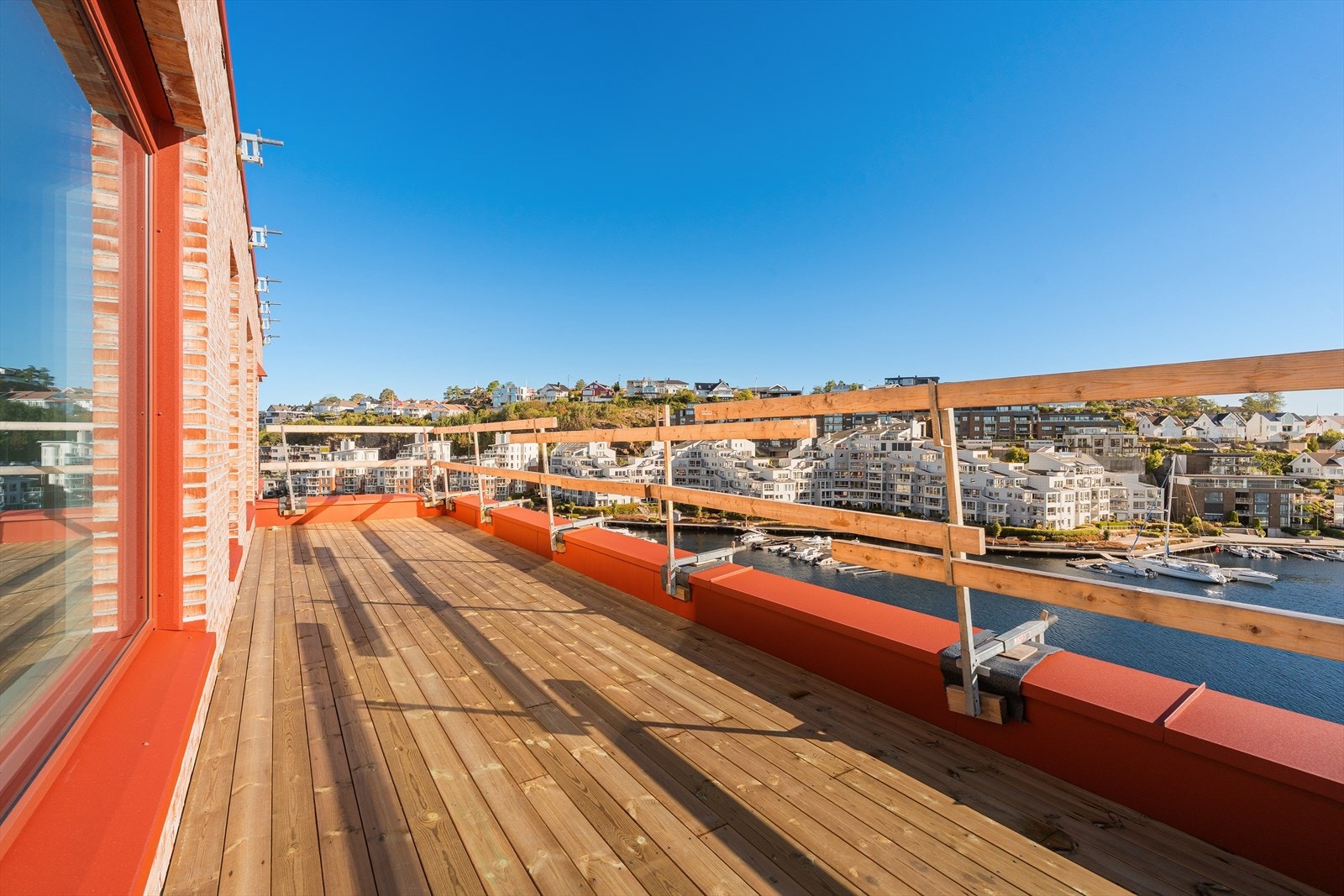 Terrasse mot sør Galleribilde