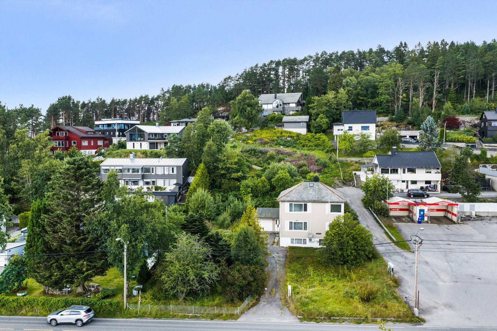 Velkommen til Borgundvegen 537 presentert av Eiendomsmegler Camilla Christensen og Geir Kristian Ødegård
Foto: Geir Srisoi Galleribilde
